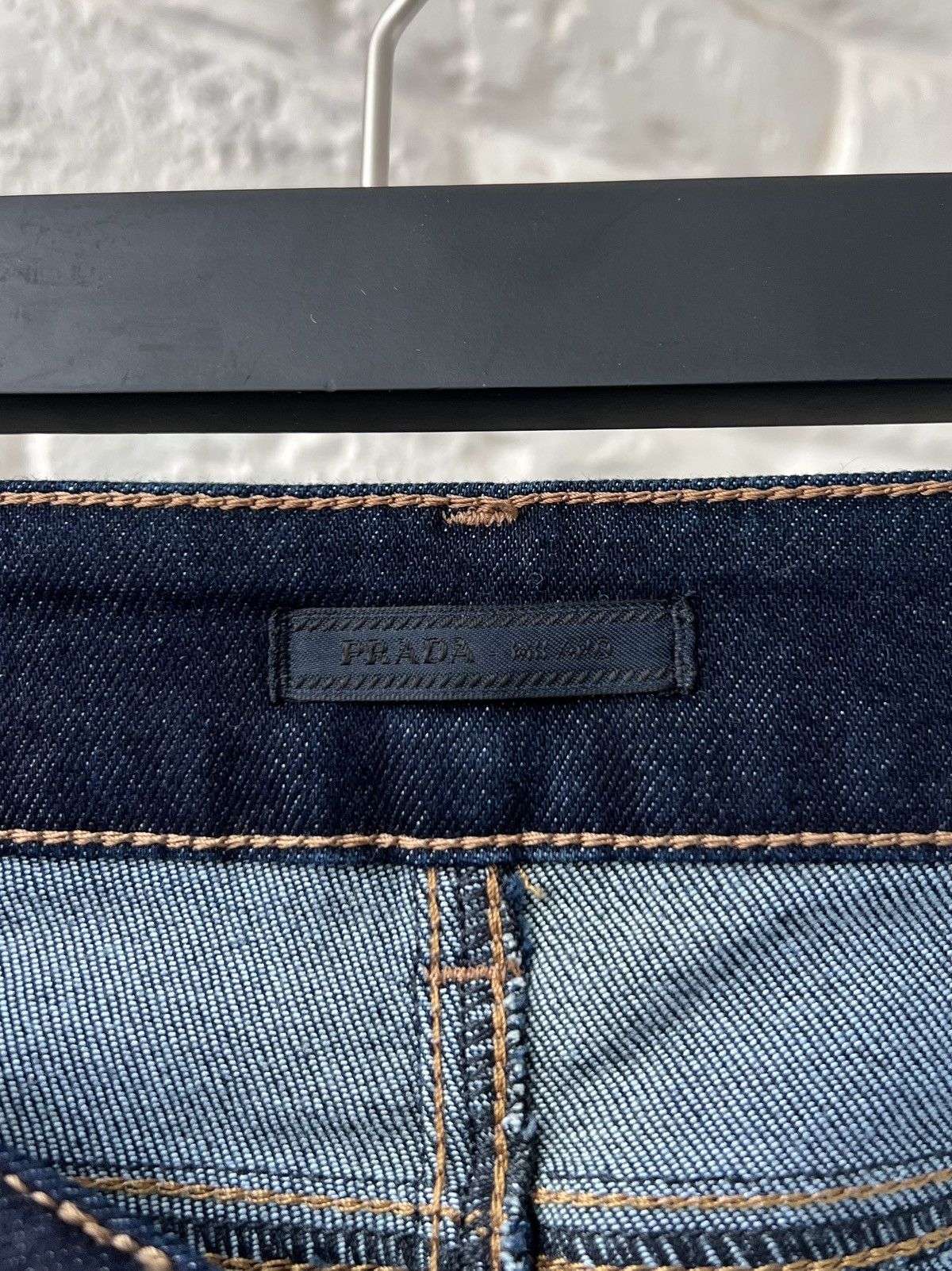 Prada Prada Milano Logo Navy Denim Slim Jeans 27 size Size 27" / US 4 / IT 40 - 7 Thumbnail