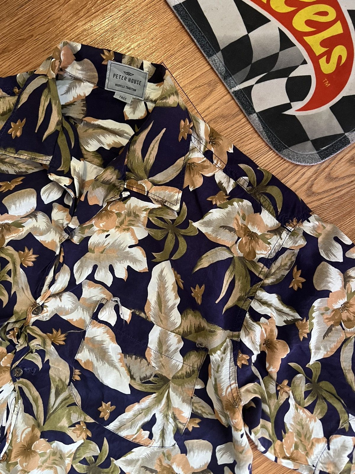 Designer Hawaii peter house Size US L / EU 52-54 / 3 - 3 Thumbnail