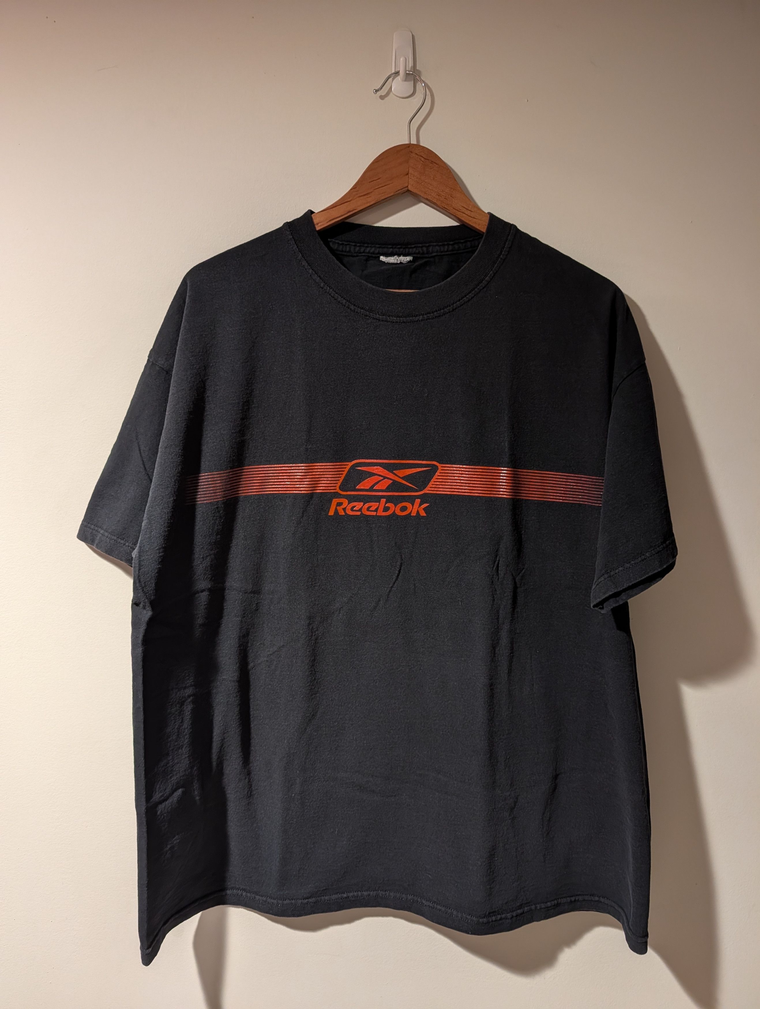 Reebok VTG Reebok Vector Logo Spell Out Center Stripes T Shirt Size US XL / EU 56 / 4 - 1 Thumbnail