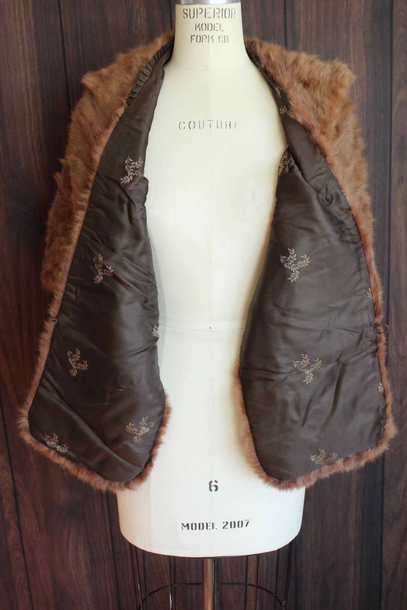 Vintage Vintage 1950s Fur Wrap, Formal Evening Shawl Size ONE SIZE - 11 Thumbnail