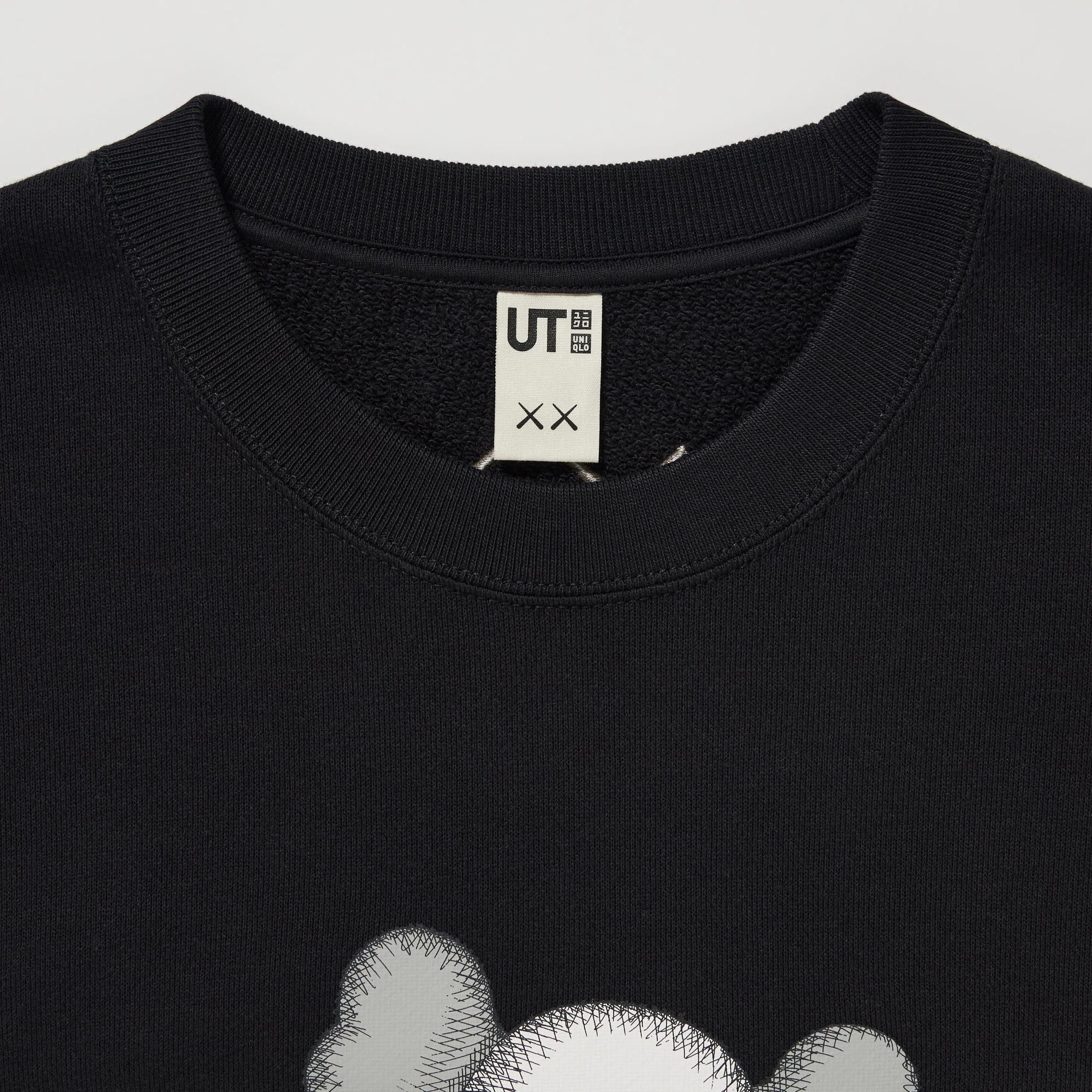 Kaws × Uniqlo Family Portrait Graphic Uniqlo x KAWS 2023 UT Sweatshirt Size US XL / EU 56 / 4 - 10 Thumbnail