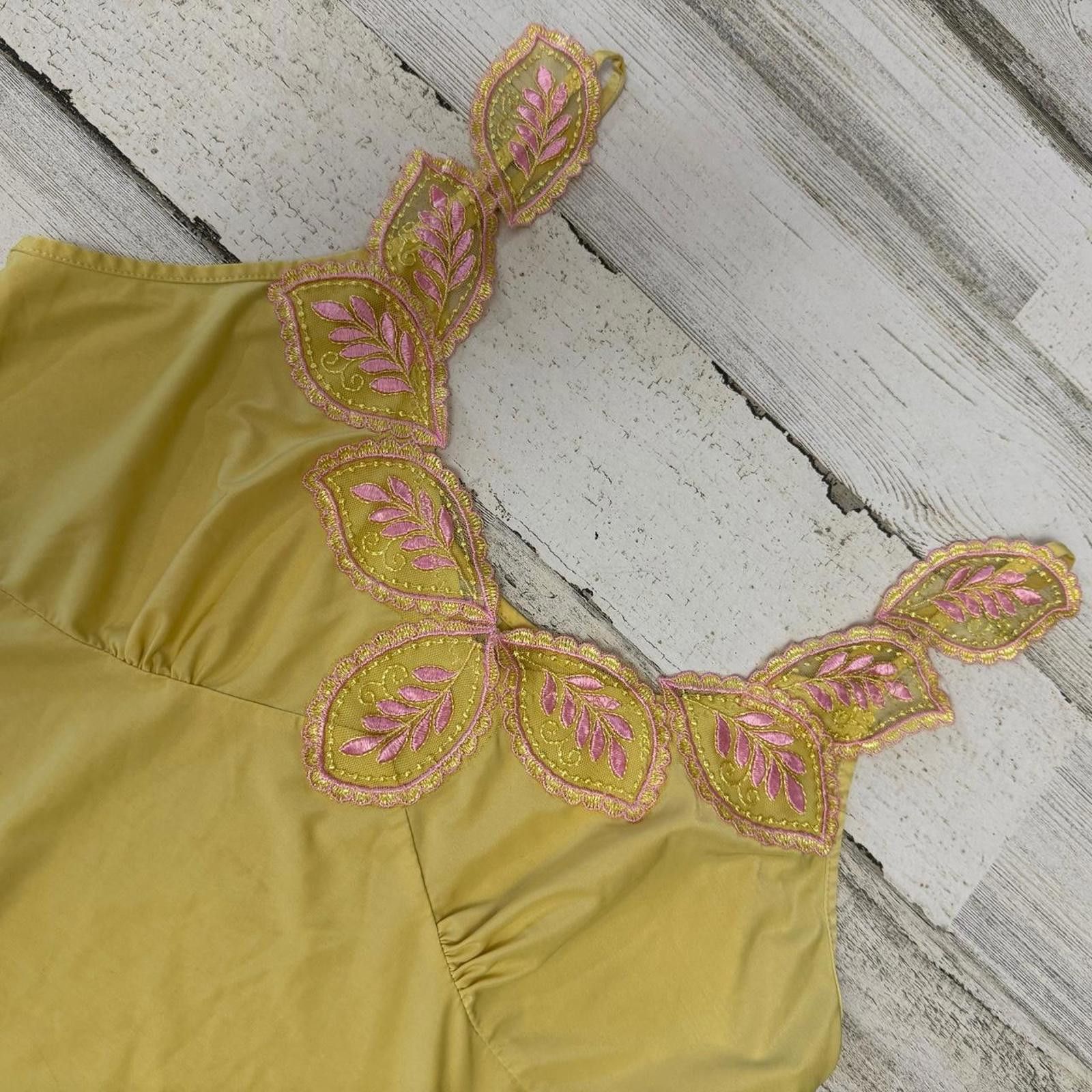 Designer Xuan Thao Embroidered fairy Tops Medium Size M / US 6-8 / IT 42-44 - 7 Thumbnail