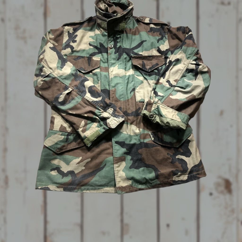 Vintage VINTAGE US Army M65 Field Jacket Mens Medium Woodland Camo Cold Weather 80s Size US M / EU 48-50 / 2 - 1 Thumbnail