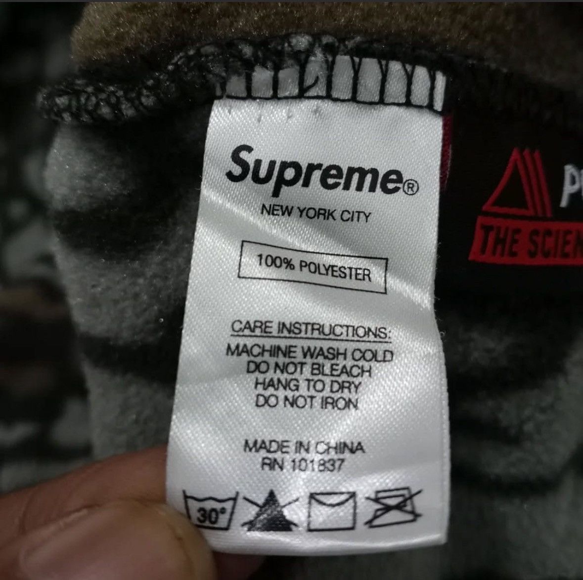 Supreme Supreme Polartec Size US L / EU 52-54 / 3 - 7 Thumbnail