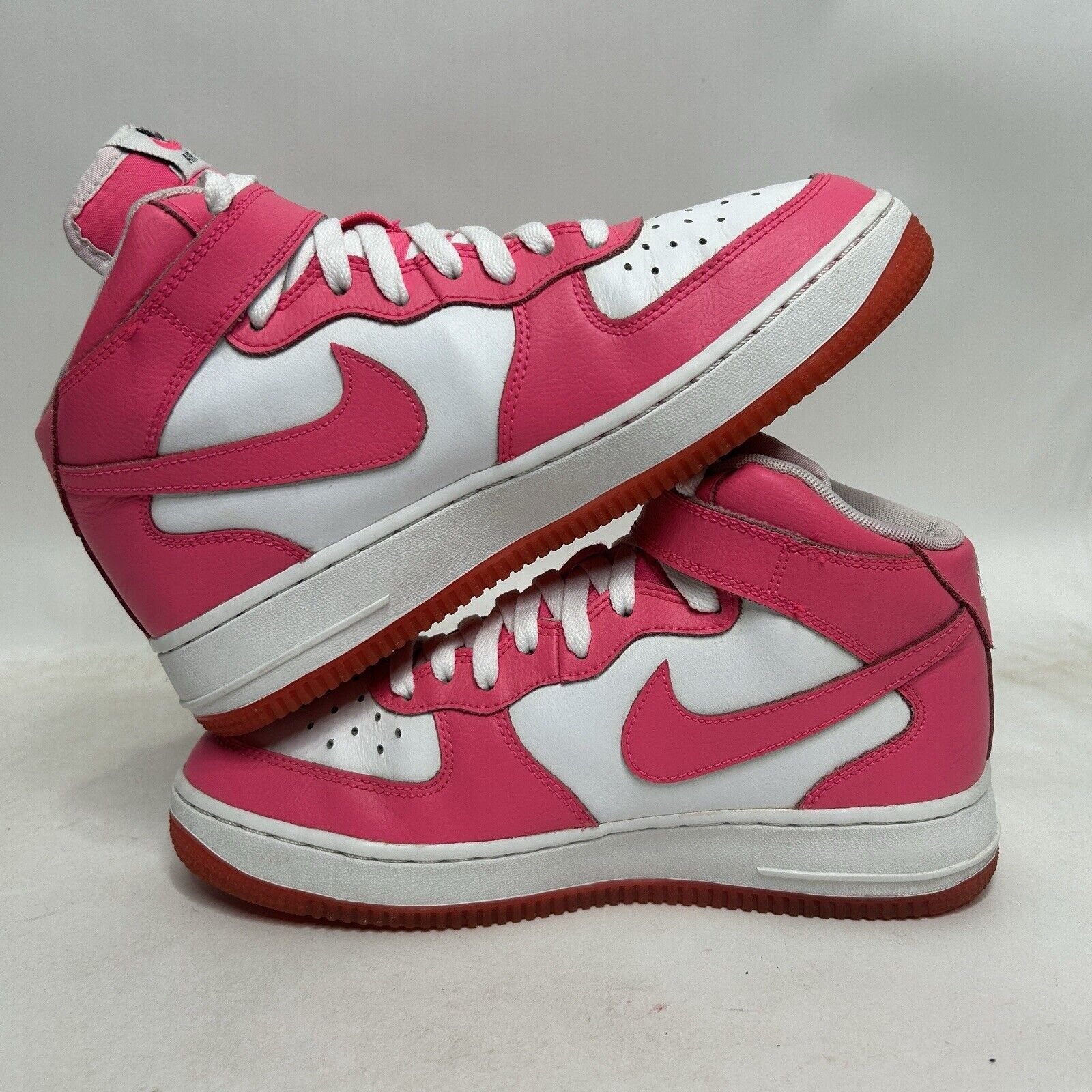 Nike Nike Shoes Air Force 1 Mid GS “Hyper Pink” 2024 Size US 7.5 / IT 37.5 - 3 Thumbnail