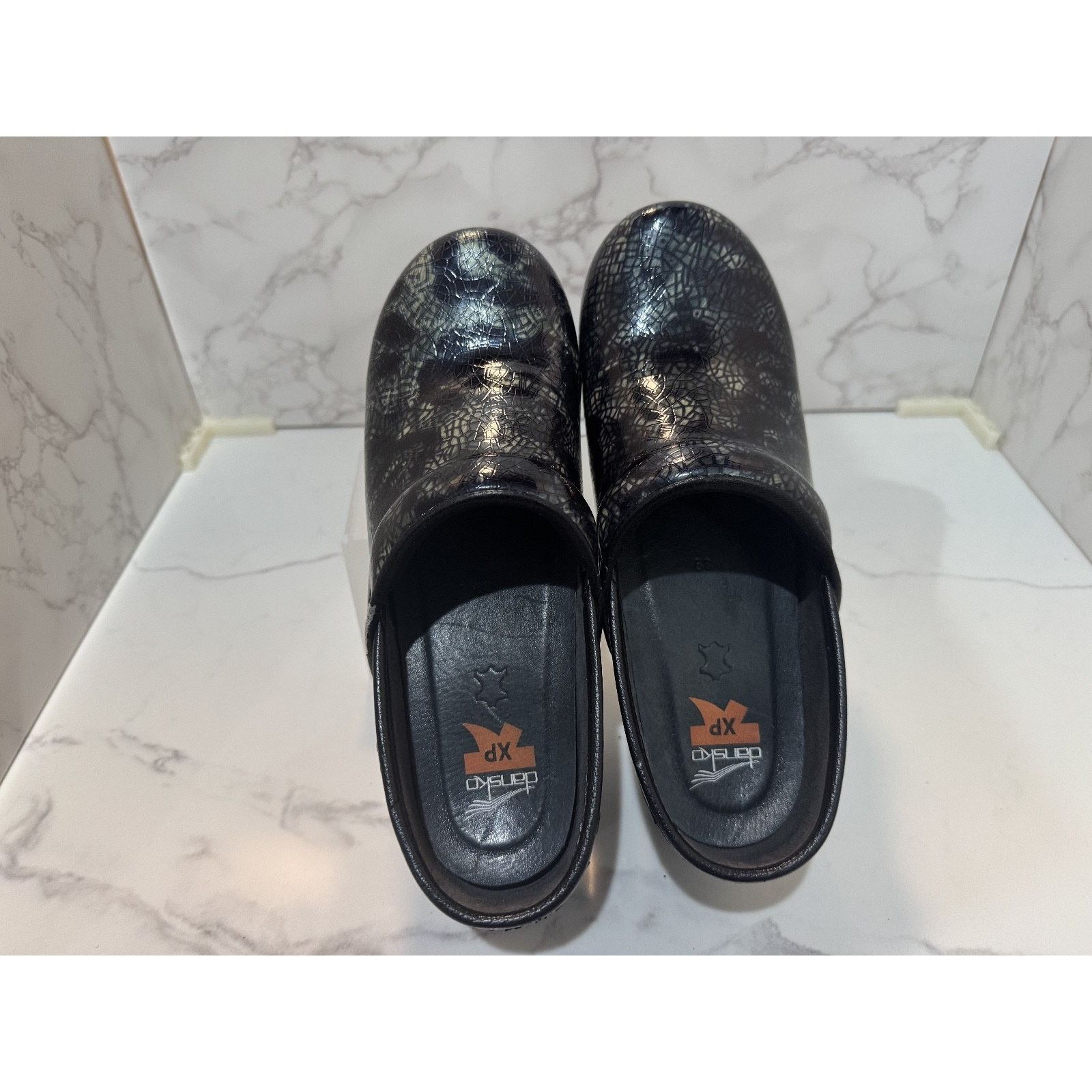 Dansko Dansko XP Pro Womens Clogs Leather, Size 39, 8.5-9 US Size US 8.5 / IT 38.5 - 4 Thumbnail