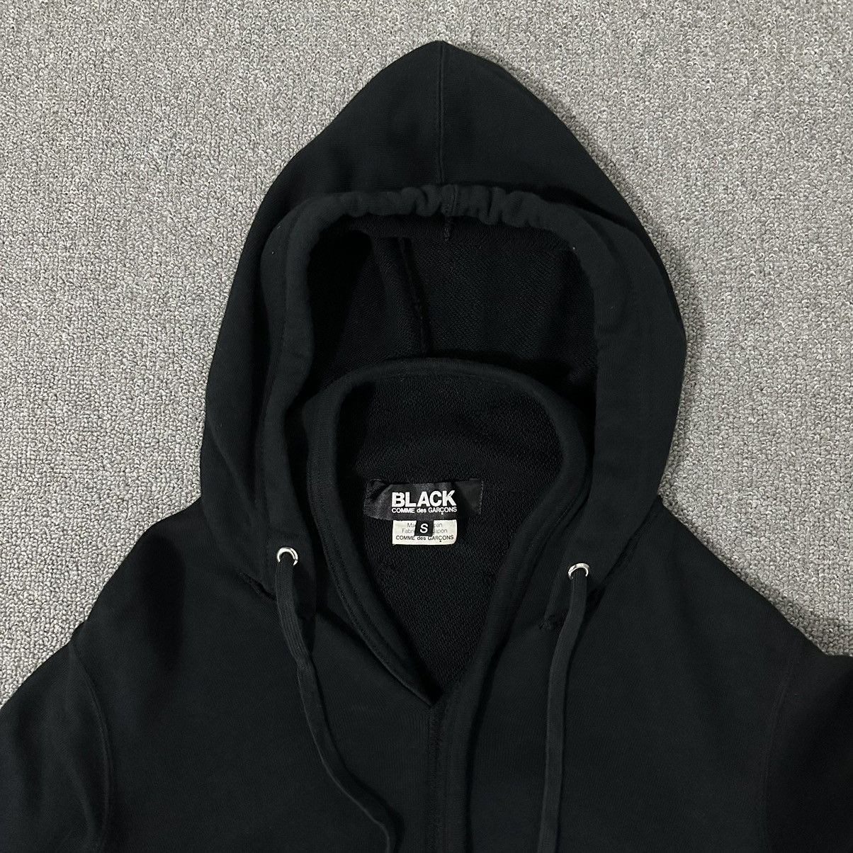 Comme Des Garcon Black - F/W 10 - Draped hooded Poncho