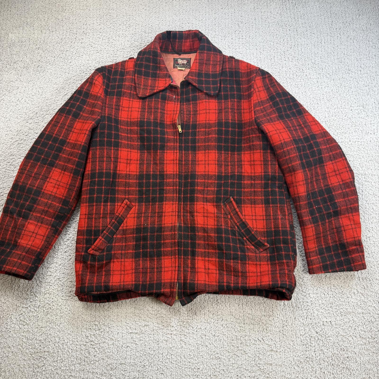 Woolrich Woolen Mills Vintage 60s Woolrich Buffalo Plaid Wool Jacket Red Black Size US S / EU 44-46 / 1 - 1 Thumbnail