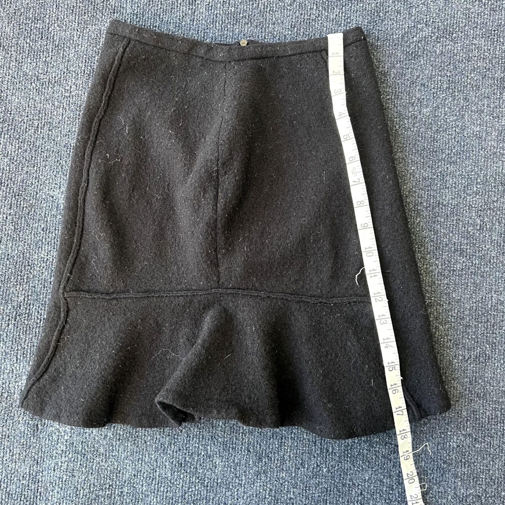 Anthropologie MOTH Skirt Womens Small Black Boiled Wool Flounce Ruffle Hem Anthropologie Size 28" / US 6 / IT 42 - 7 Thumbnail