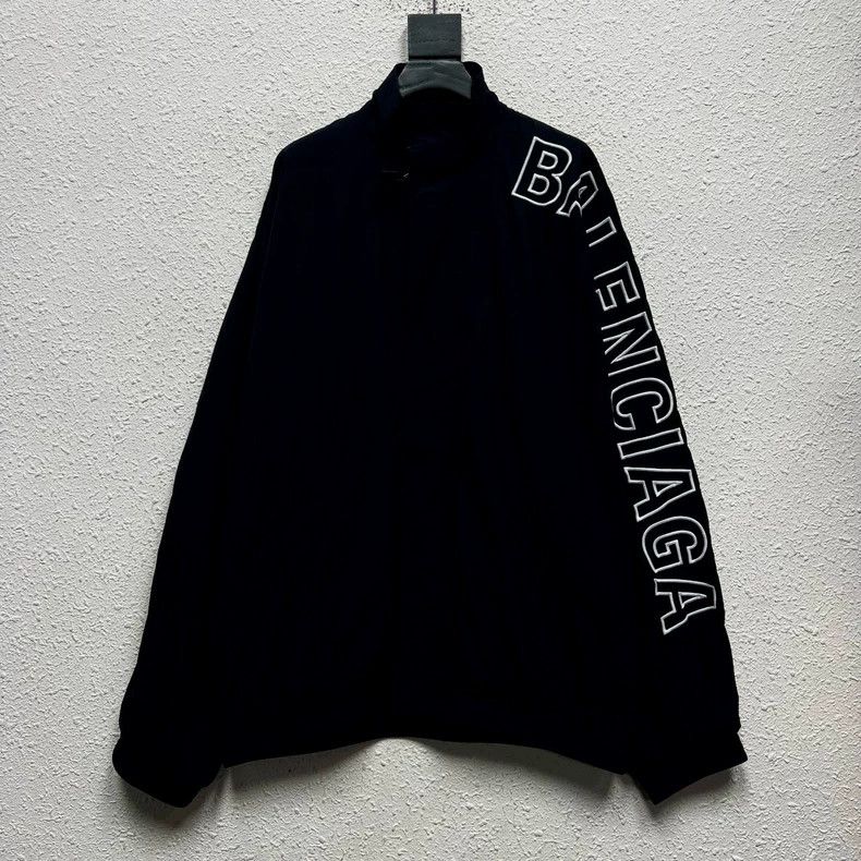 Balenciaga Balenciaga Side sleeve letter logo hollow embroidery jacke Size US M / EU 48-50 / 2 - 1 Thumbnail