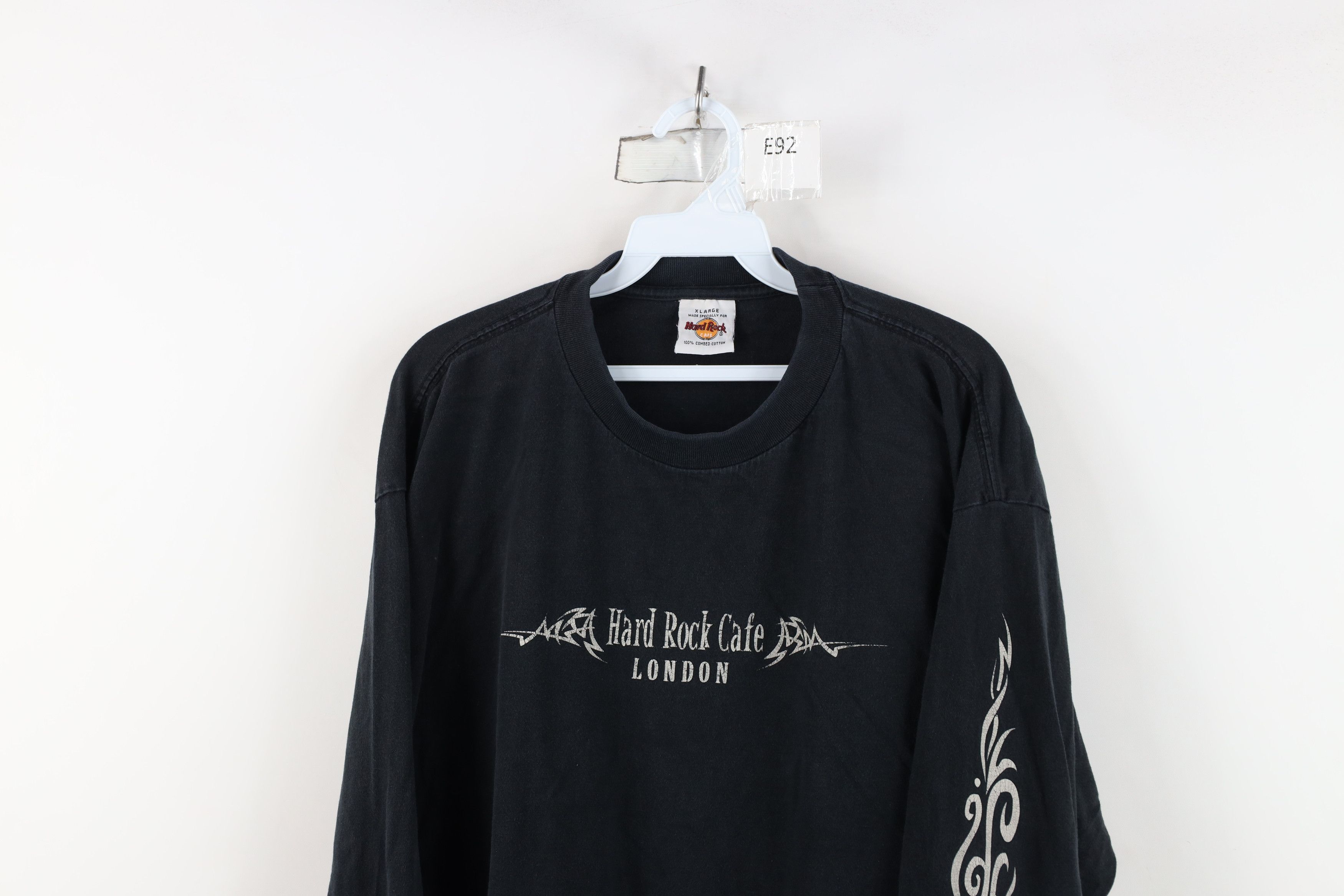 Hard Rock Cafe Vintage 90s Hard Rock Cafe London Tribal Long Sleeve T-Shirt Size US XL / EU 56 / 4 - 2 Thumbnail
