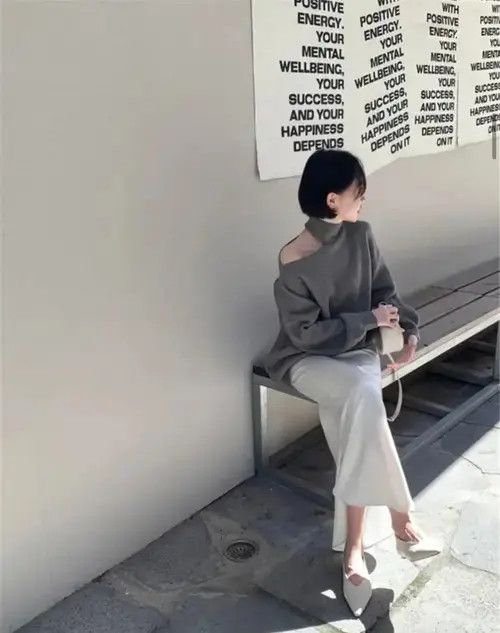 Japanese Brand × Vintage Women Hollow Out One Shoulder Sexy Sweater Size ONE SIZE - 3 Thumbnail