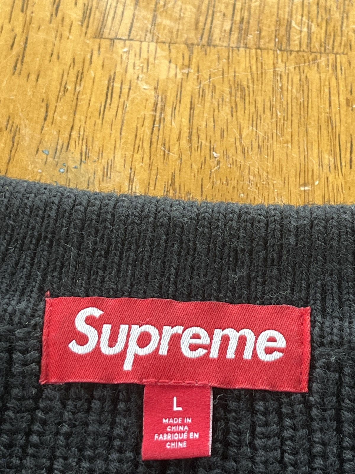 Supreme Small Box logo Collared Sweater