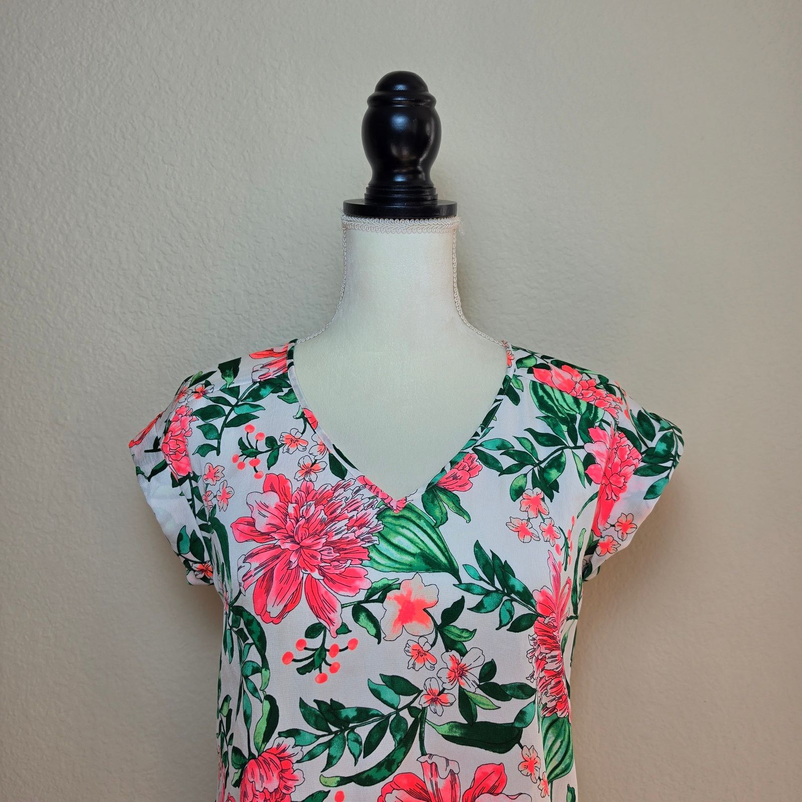 Express Express Short Sleeve Pullover Floral Top Small Size S / US 4 / IT 40 - 5 Thumbnail