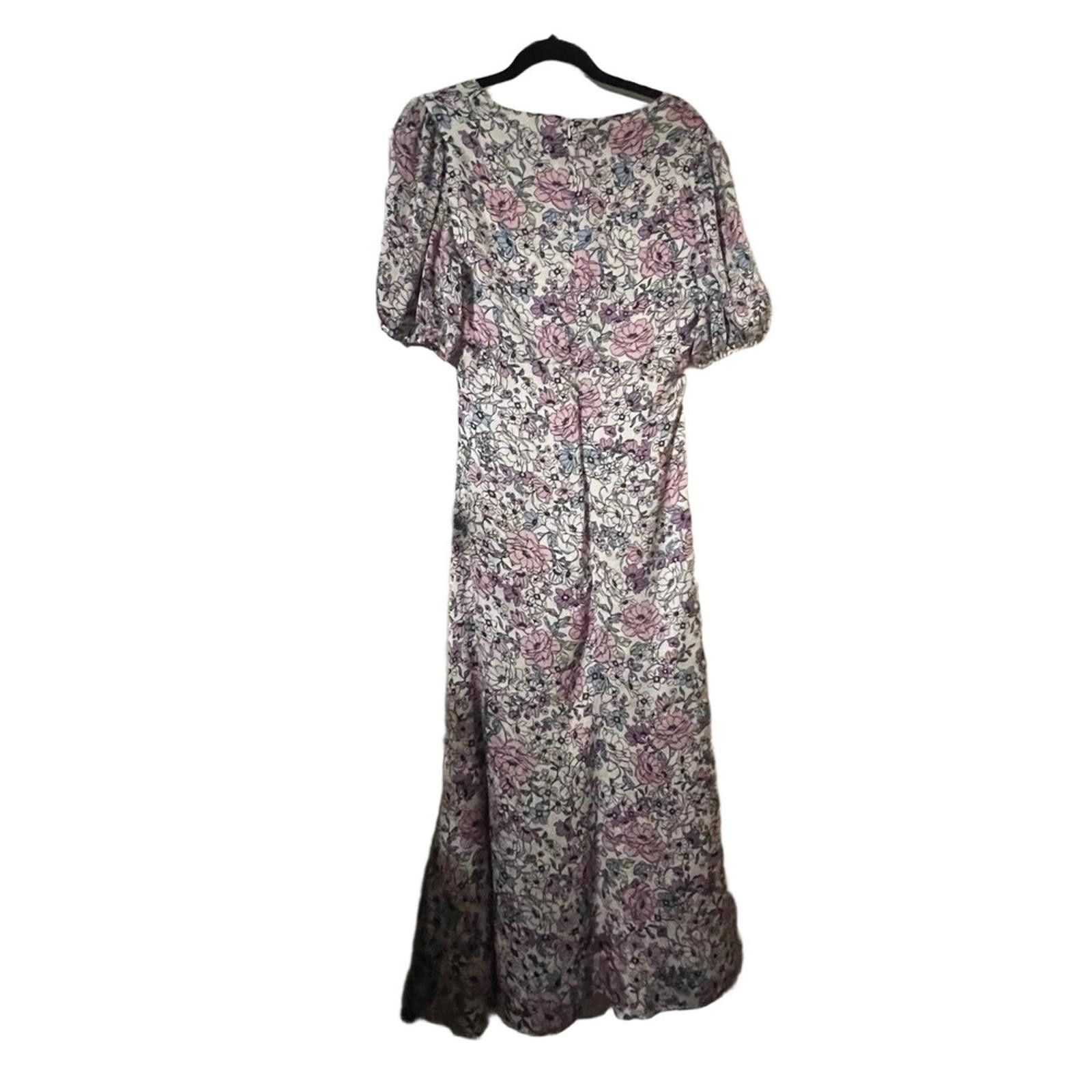 Bcbgmaxazria BCBGMAXAZRIA Maxi 10 Floral V-Neck Puff Sleeve Silk Coquette Size L / US 10 / IT 46 - 3 Thumbnail