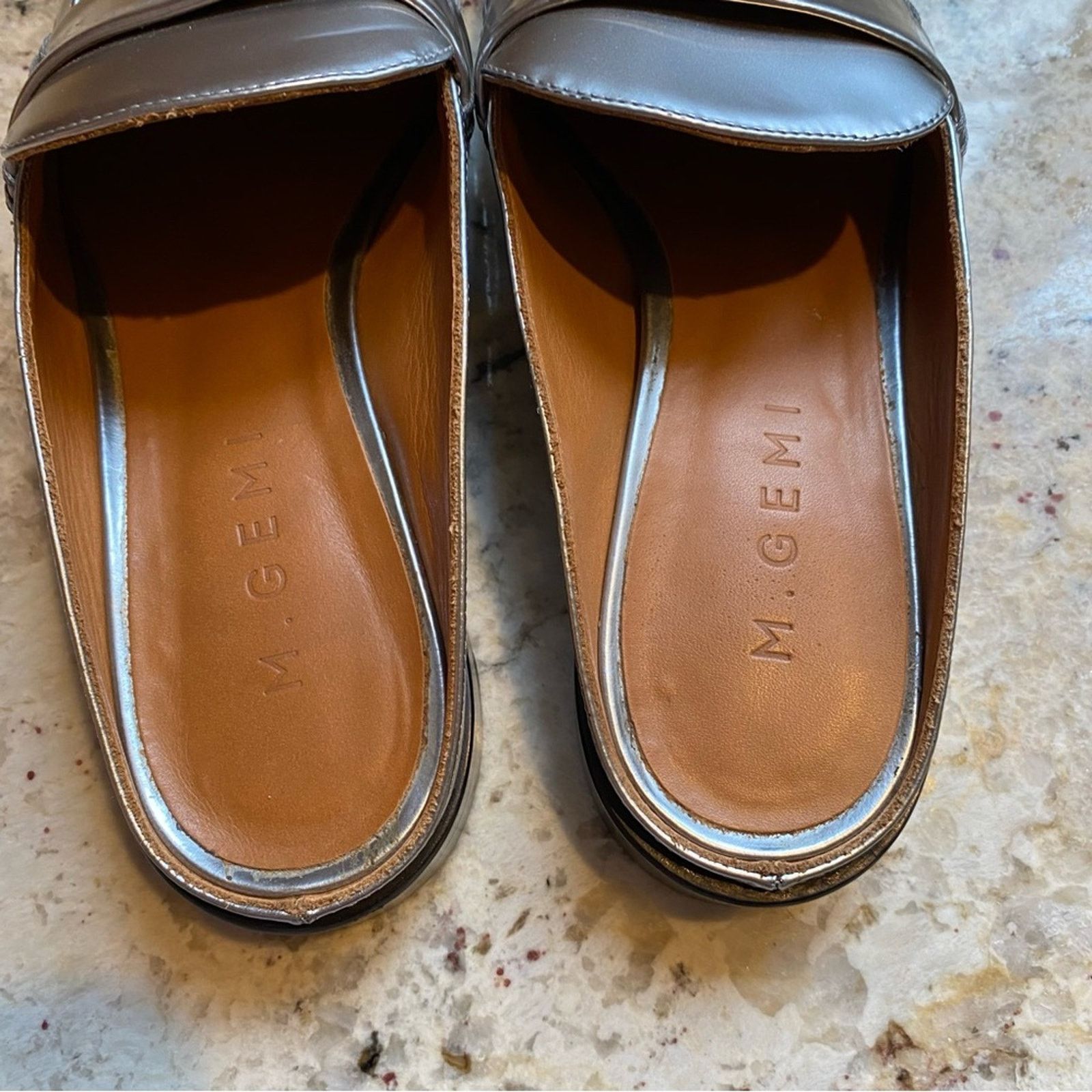 M.Gemi M. Gemi $278 The Pisa Silver Loafer Mule Size 35.5 US 5 Size US 5 / IT 35 - 8 Thumbnail