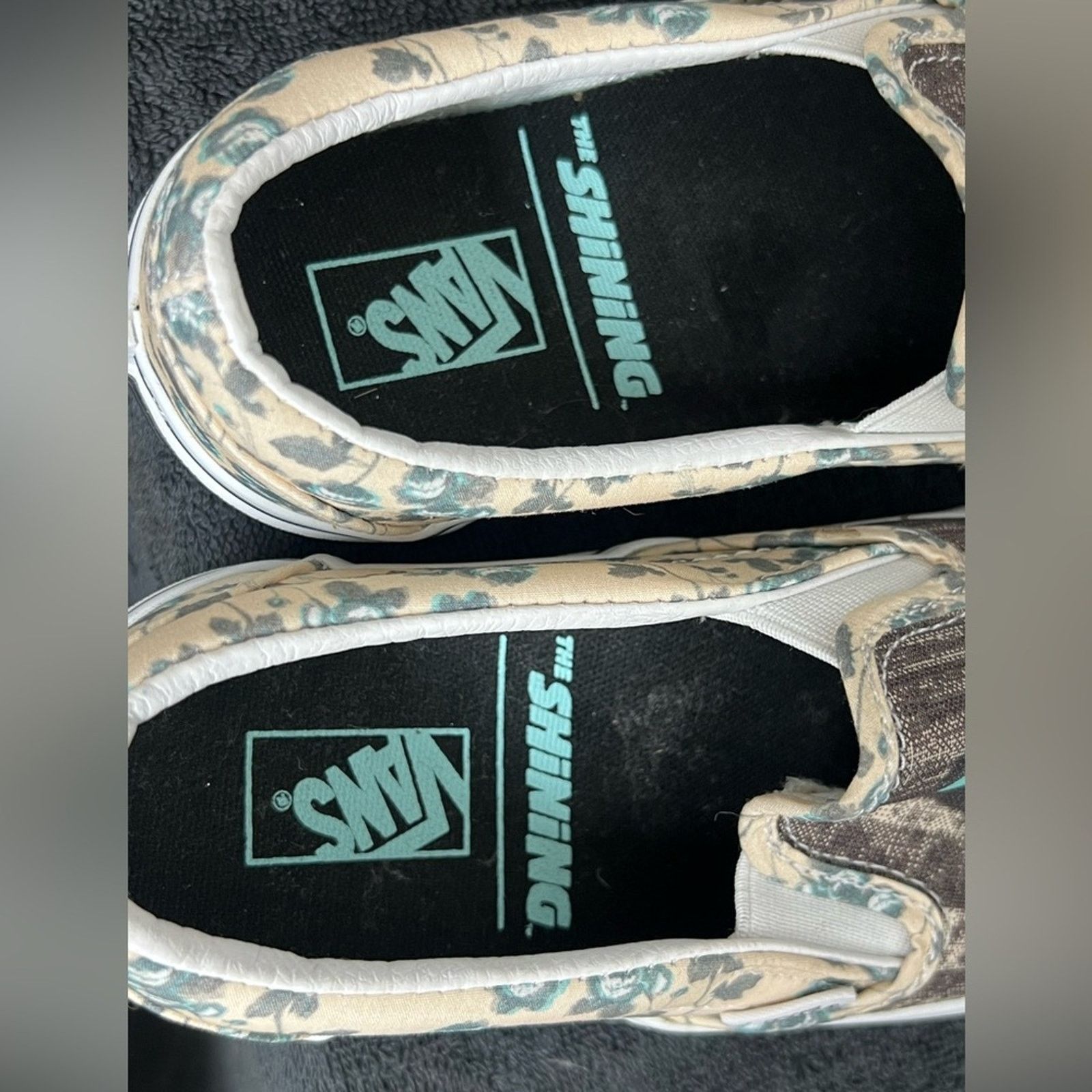 Vans Vans x The Shining Slip-On Shoes Men's 4 Women's 5.5 RARE Size US 5.5 / IT 35.5 - 9 Thumbnail