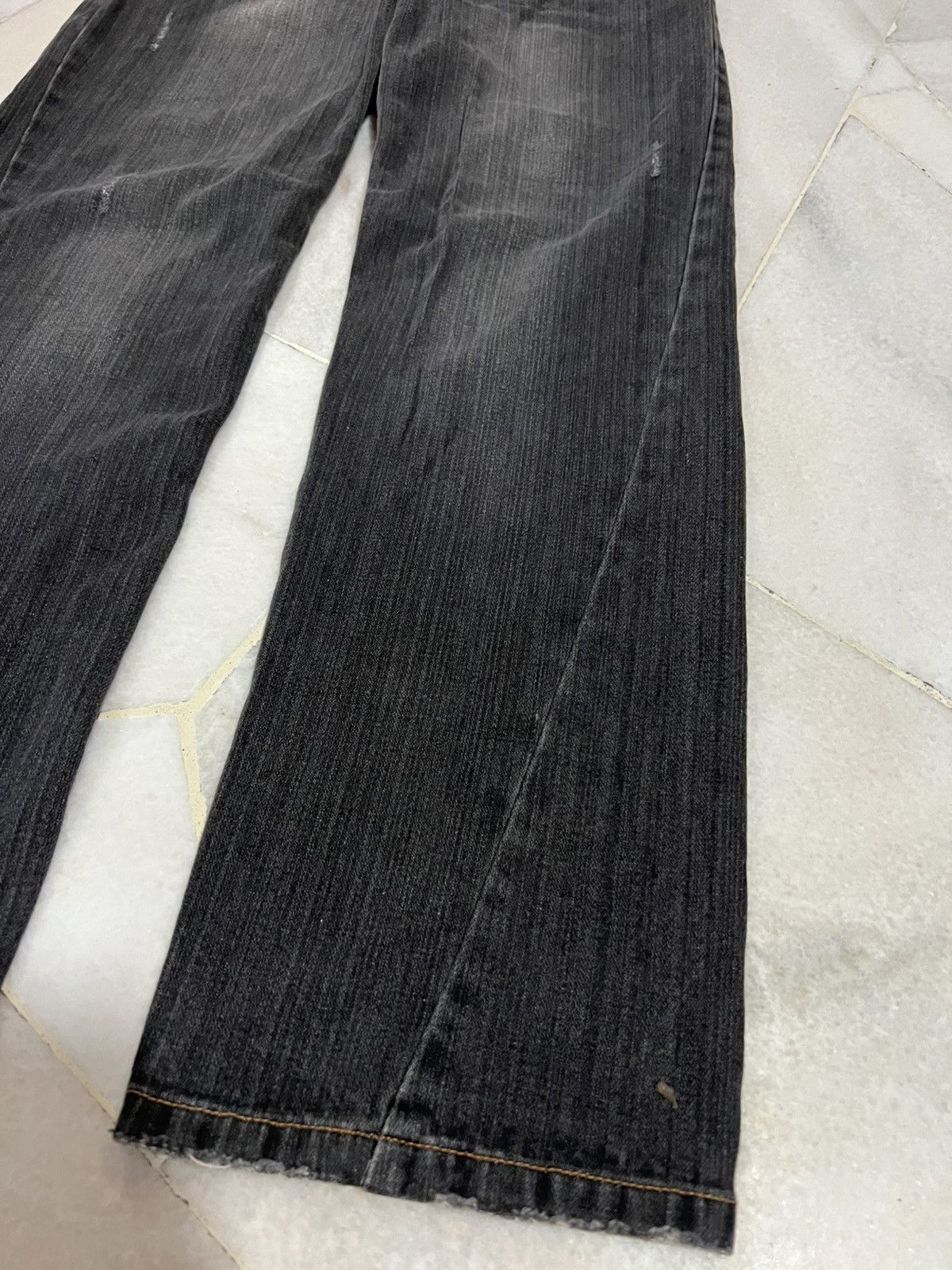 Japanese Brand 💥Double Waist💥90’s Nylaus Twist Leg distress Faded Jean Size US 33 - 6 Thumbnail