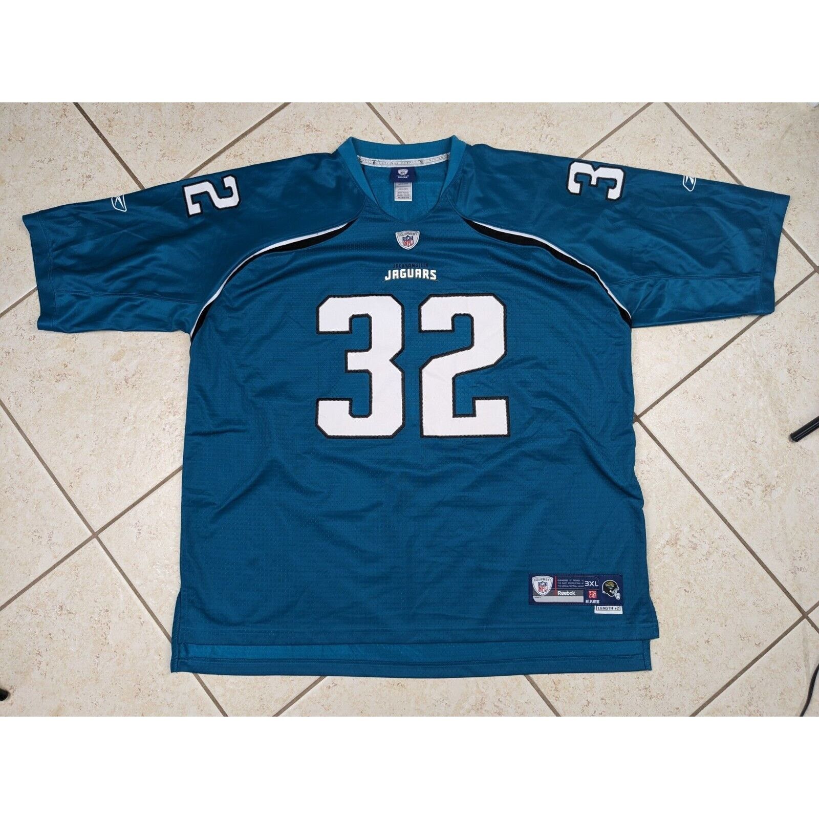 Reebok Jacksonville Jaguars STITCHED Jones-Drew Jersey Reebok 3XL Size US XXL / EU 58 / 5 - 1 Thumbnail