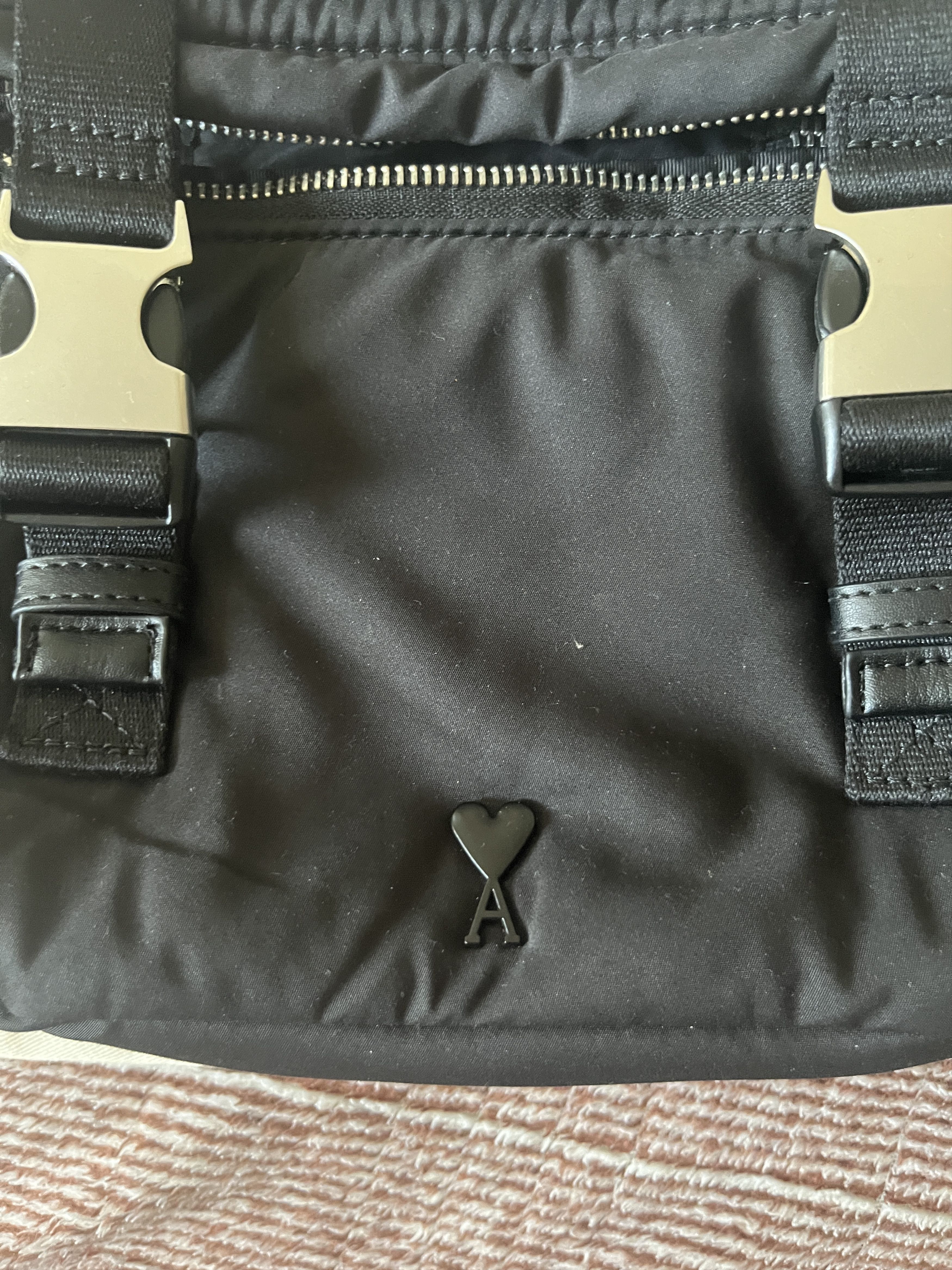 AMI AMI PARIS Black Ami De Coeur Messenger Bag Size ONE SIZE - 2 Thumbnail