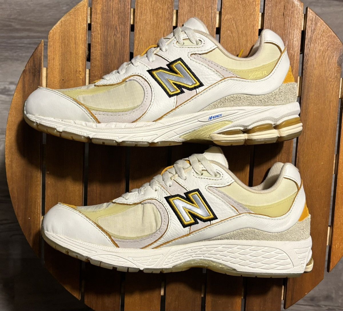 Joe Freshgoods × New Balance JoeFreshGoods x New Balance 2002r “Conversion Amongst Us” Size US 10 / EU 43 - 3 Thumbnail