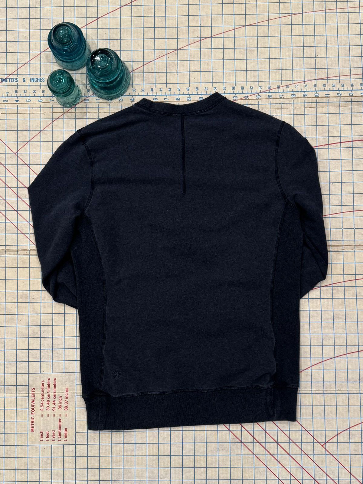 Lululemon Lululemon Crewneck Sweater Navy Blue Fits Mens Medium Size US M / EU 48-50 / 2 - 7 Thumbnail