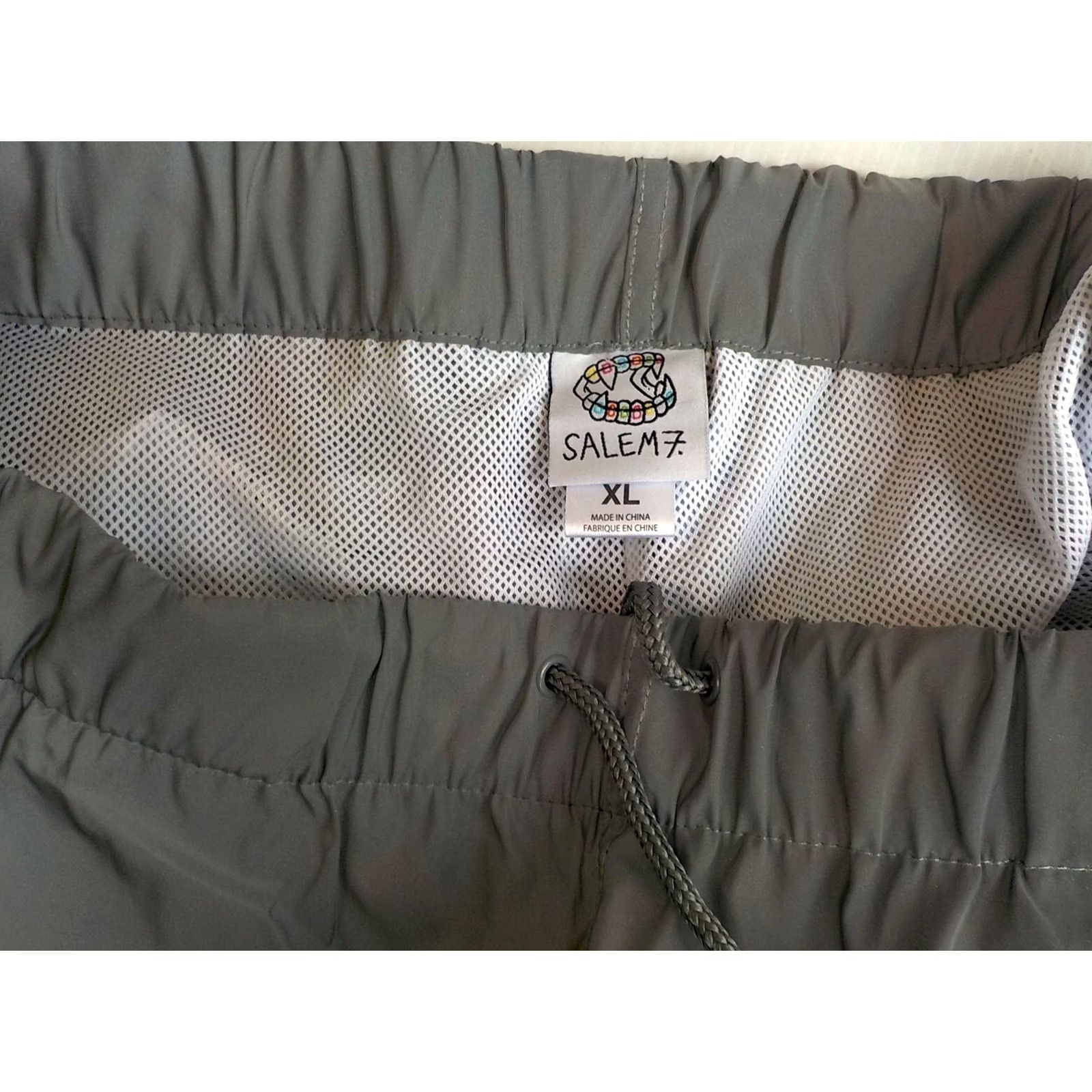 Rainbow SALEM 7 Mens Reflective Joggers Gray with Rainbow Lettering SZ XL NWT Polyester Pants Jogger Activewear mens Size US 34 / EU 50 - 5 Thumbnail