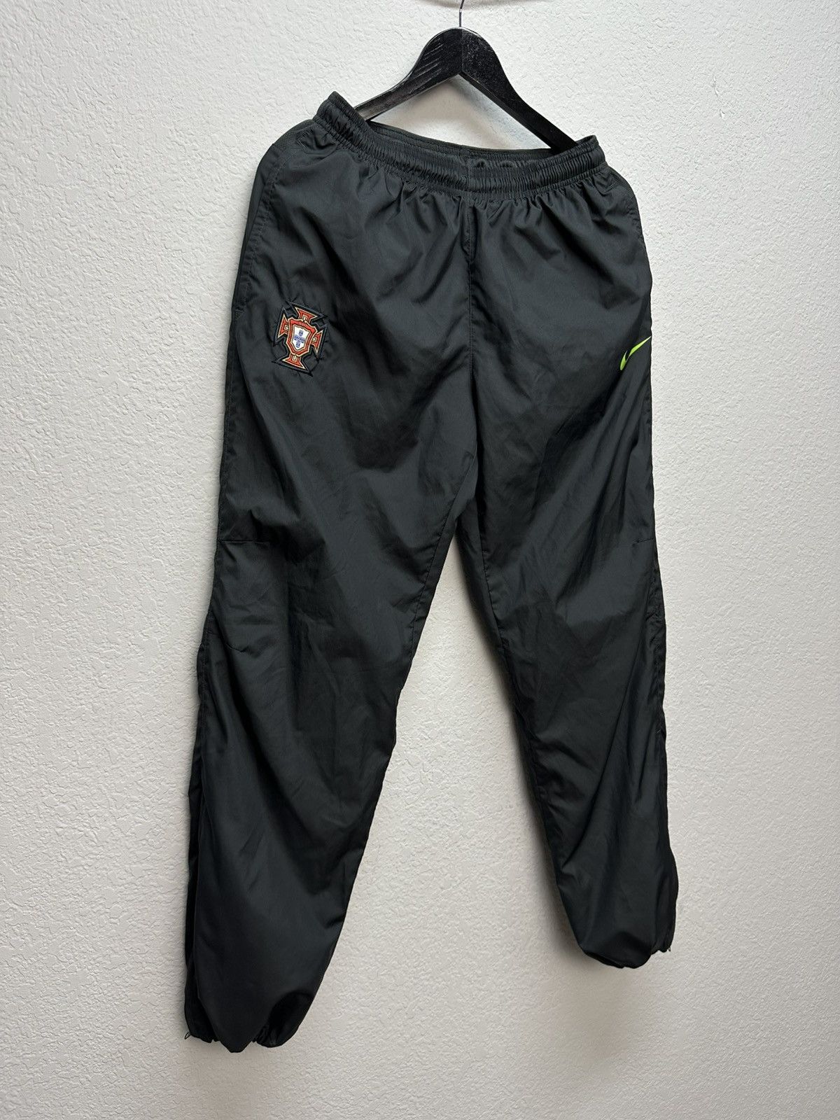 Nike Vintage Nike Nylon Drill Pants Y2K Portugal Football Team Size US 32 / EU 48 - 2 Thumbnail