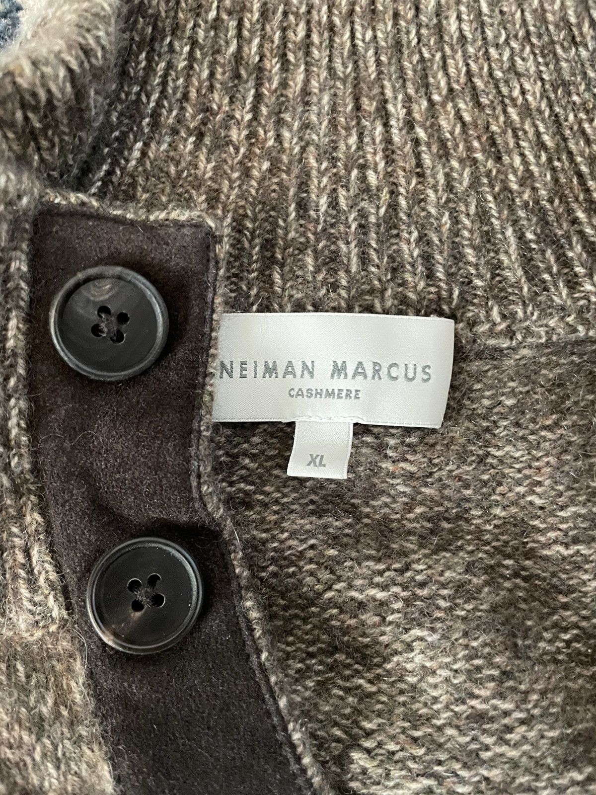 Neiman Marcus Suede Trim Multi-Ply Cashmere Jumper Size US XL / EU 56 / 4 - 2 Thumbnail