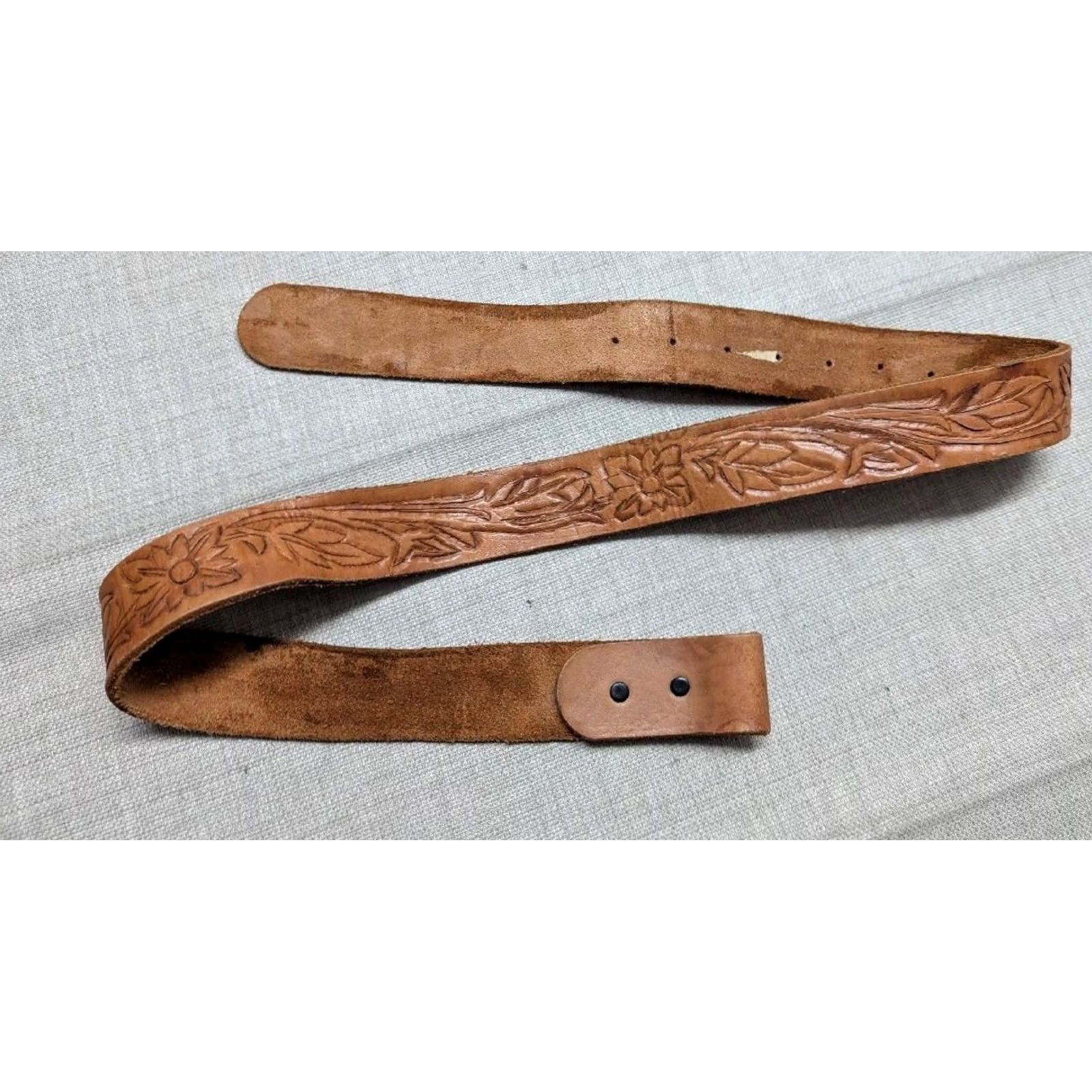Vintage VINTAGE western belt Men 36 brown floral hand-tooled, handcrafted cowhide leather belt with buckle snaps Hippie 1970's crowd style Mens Size 36 - 5 Thumbnail