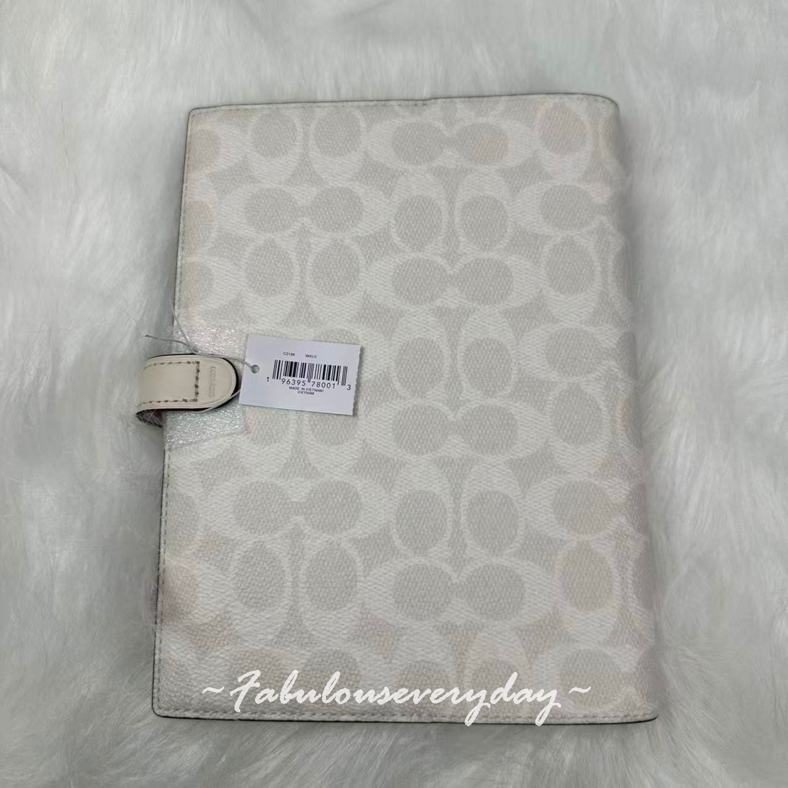 Coach Coach Snap Notebook In Signature Canvas/Silver/Chalk CZ198 Size ONE SIZE - 2 Thumbnail