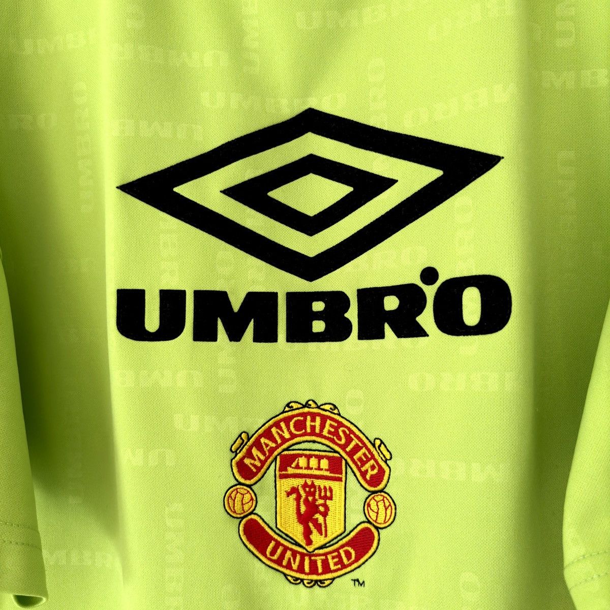 Umbro × Vintage 1994 1996 Manchester United Umbro Vintage Top Soccer Jersey Size US XL / EU 56 / 4 - 3 Thumbnail