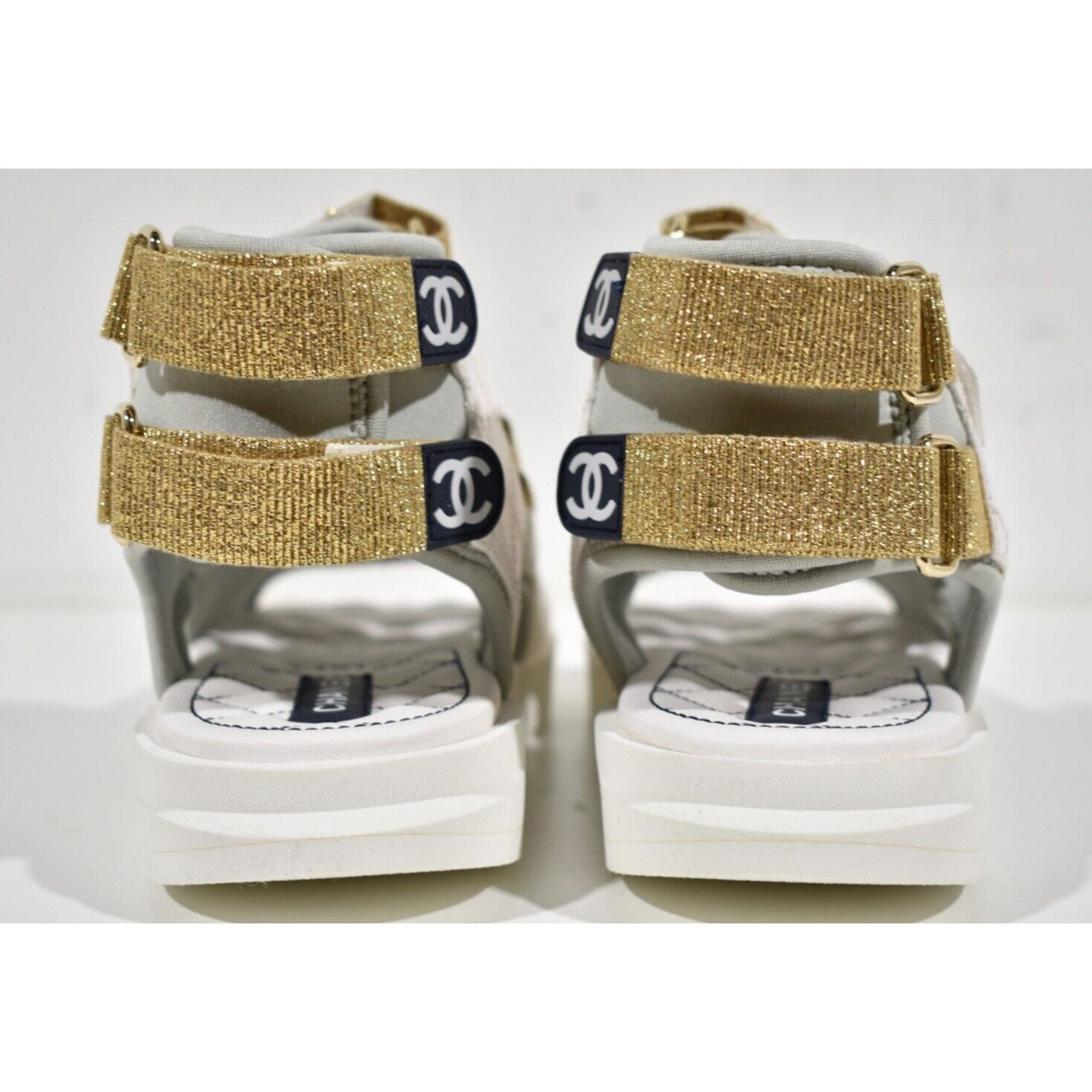 Chanel Chanel 21P White Grey Cocomark CC Logo Mule Slide Flat Size US 6 / IT 36 - 11 Thumbnail
