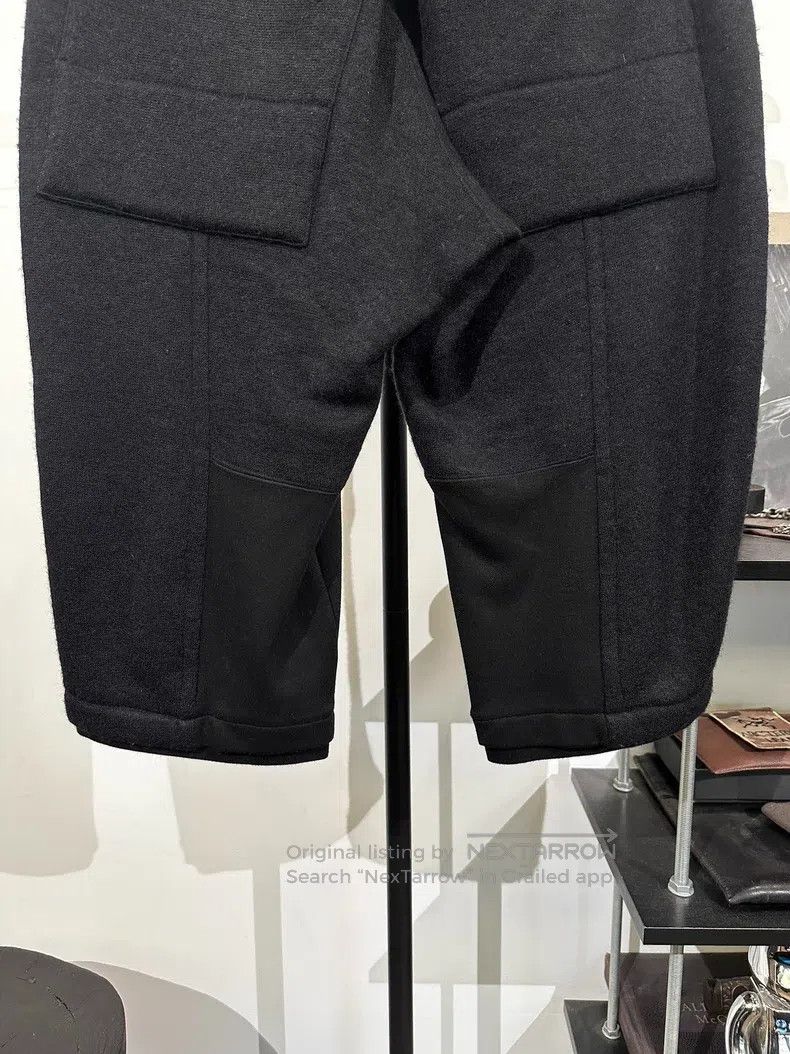 Julius Julius size M Elastic waist shorts, seven-eighths length p Size US 27 - 4 Thumbnail