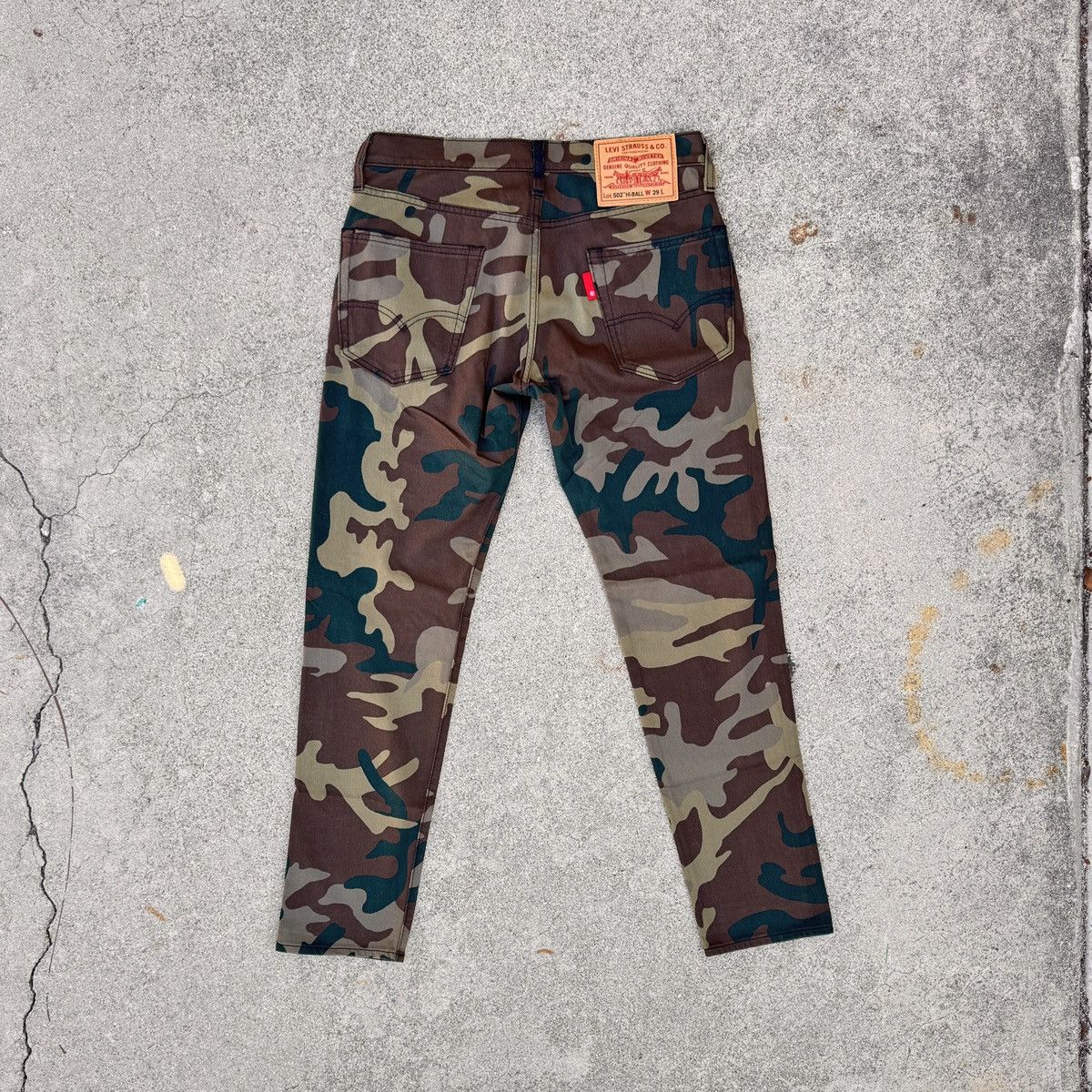 Levi's Camo Print Slim-Fit Denim Jeans Size US 29 - 2 Thumbnail