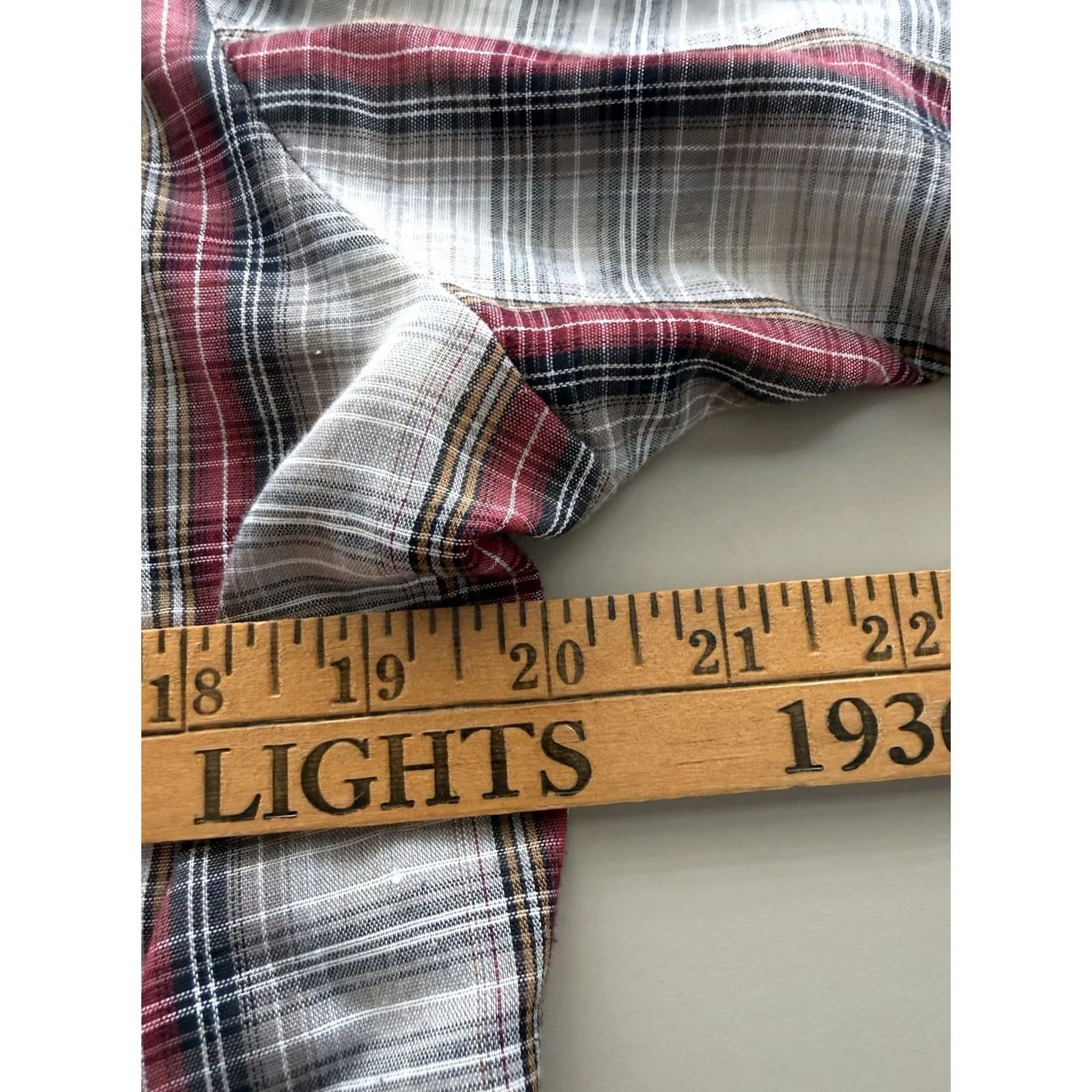 Vintage VINTAGE Kenny Rogers Western Pearl Karmen Button-Up Plaid Red Shirt Mens M Size US M / EU 48-50 / 2 - 4 Thumbnail