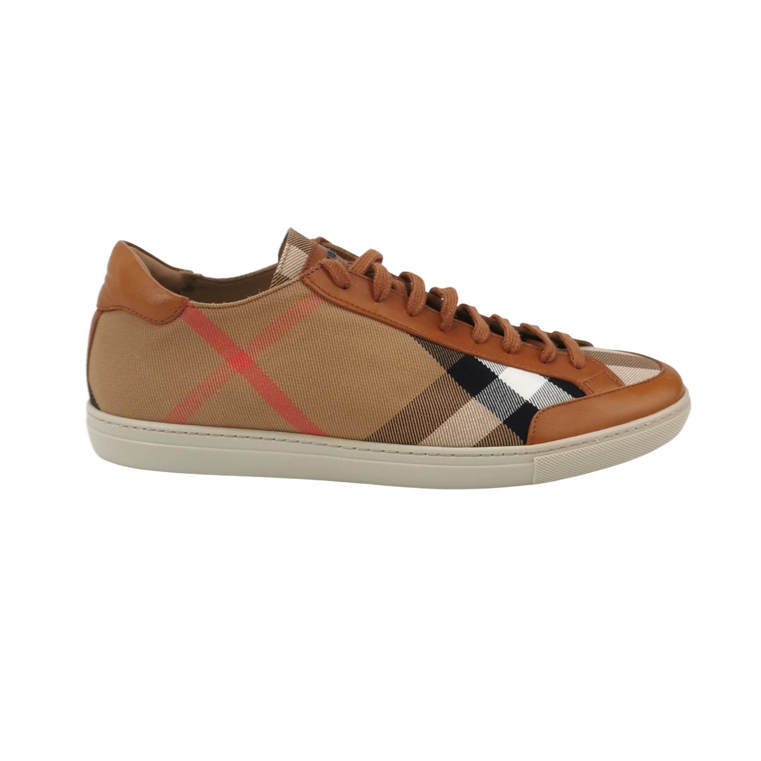 Burberry Burberry Men 8 Lowtop Sneakers Size US 8 / EU 41 - 1 Thumbnail