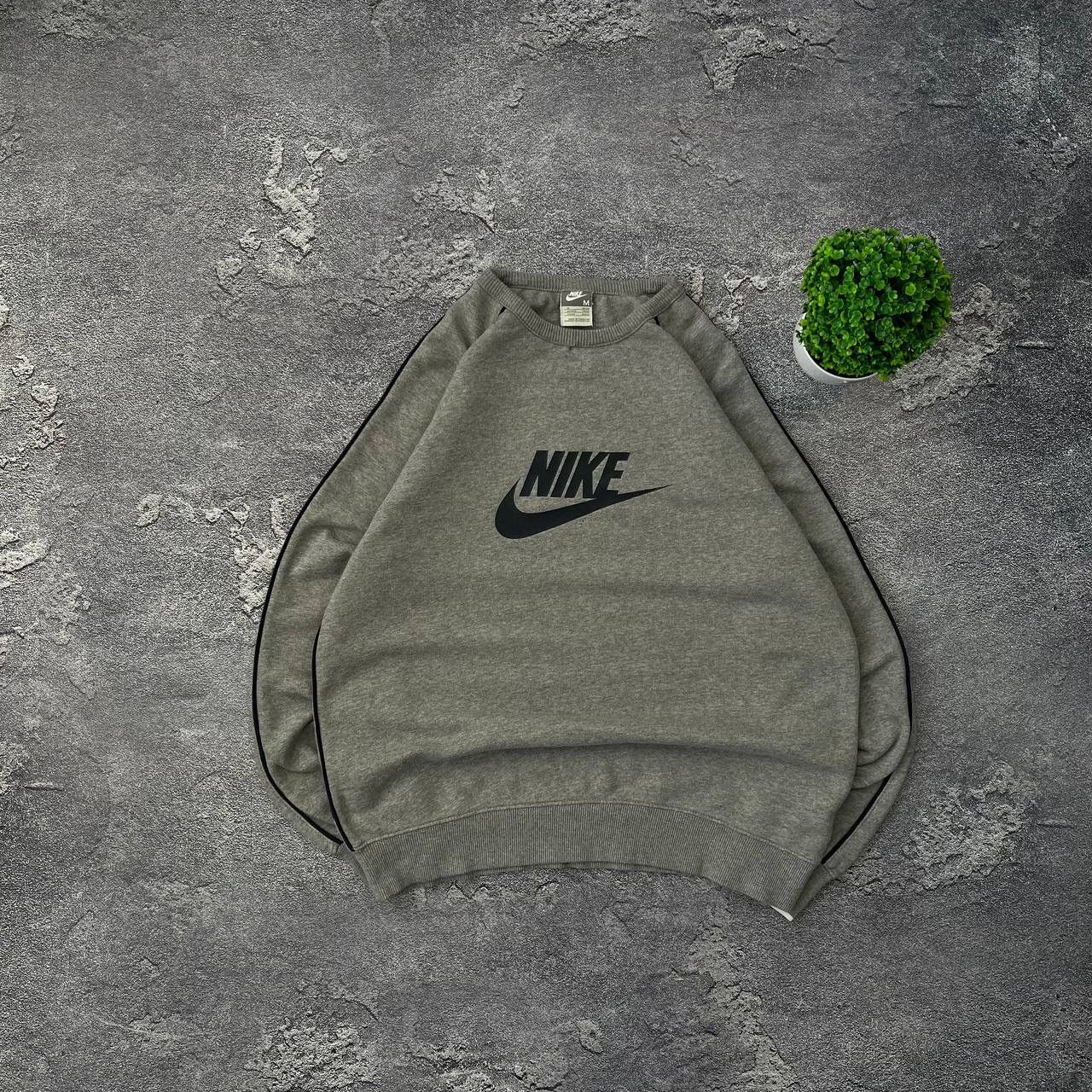 Japanese Brand × Nike × Vintage Vintage Nike y2k Big Swoosh Gray Sweatshirt 2000s Size US M / EU 48-50 / 2 - 1 Thumbnail