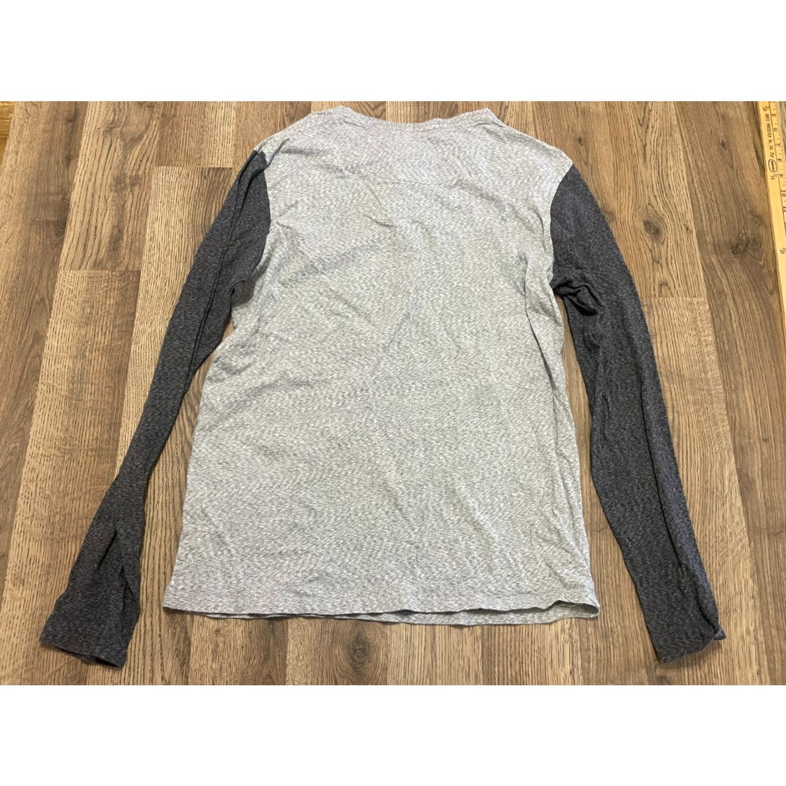 Vintage On The Byas Shirt Mens Size M Dark Gray Long Sleeve Henley Style Shirt Size US M / EU 48-50 / 2 - 2 Thumbnail