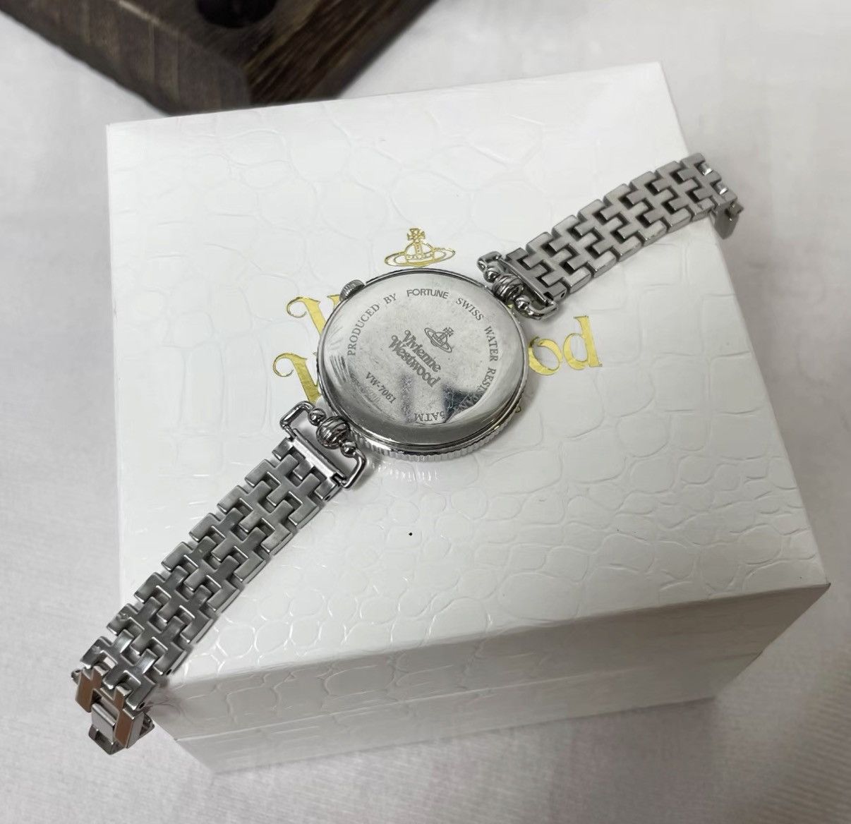 Vivienne Westwood Vivienne Westwood Orb White Dial Watch Size ONE SIZE - 5 Thumbnail
