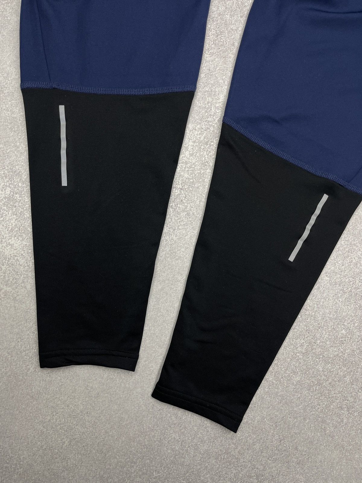 Nike Mens Nike Running Division Essentials Hybrid Sweatpants Size US 30 / EU 46 - 8 Thumbnail