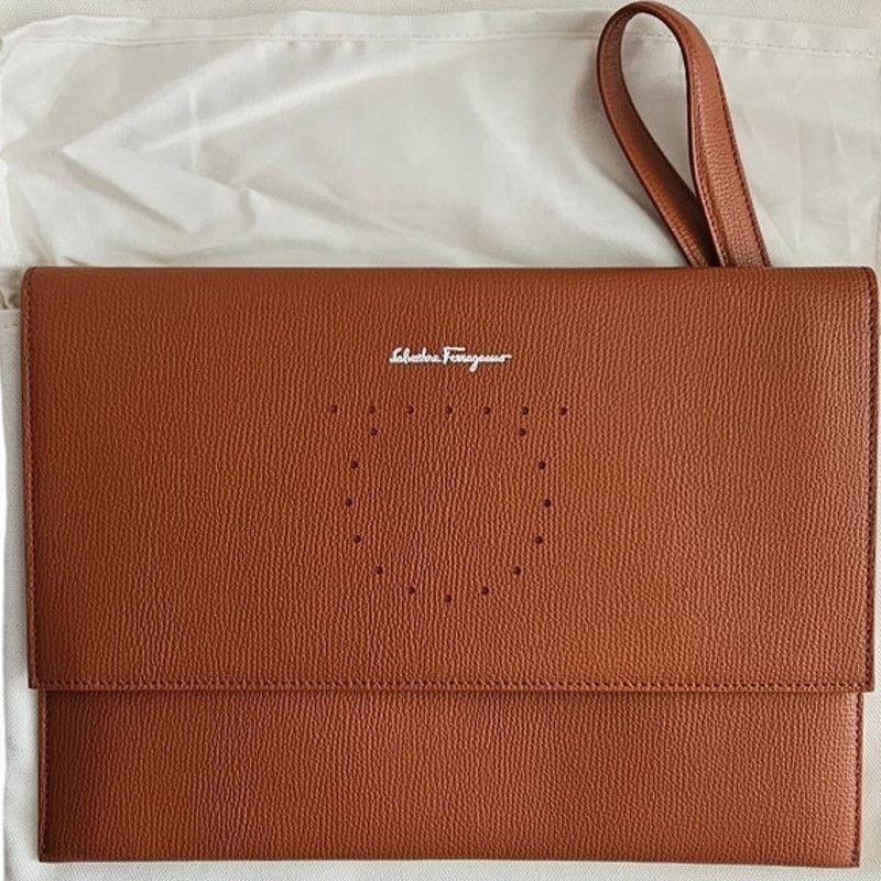 Salvatore Ferragamo Salvatore Ferragamo Brown Pebbled Leather Clutch Bag Size ONE SIZE - 1 Thumbnail