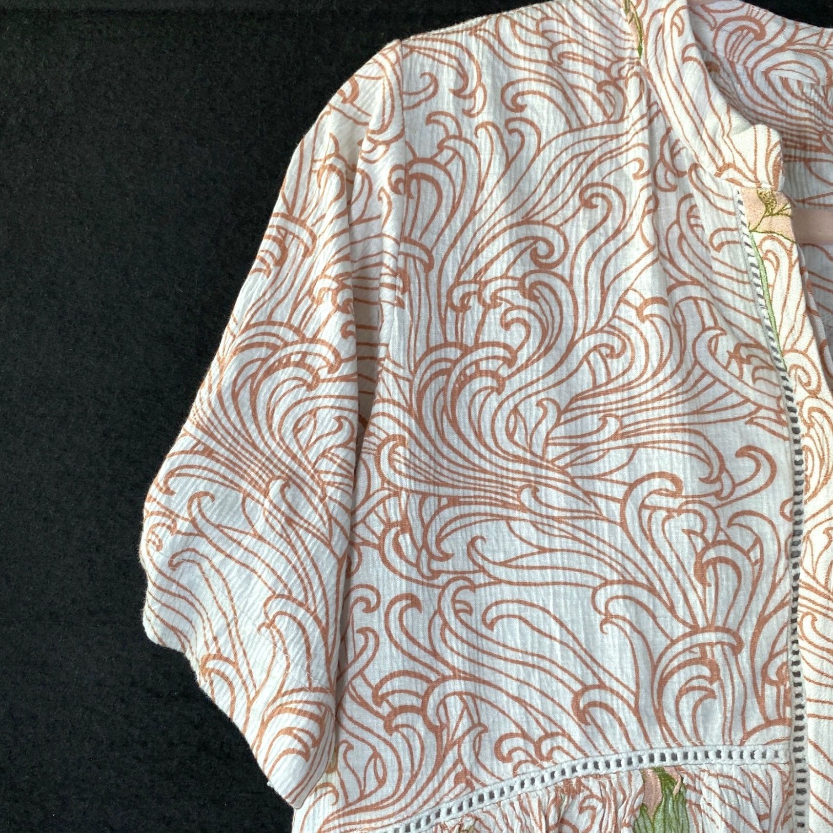 Anthropologie Anthropologie Akemi + Kin Womens Blouse White Multi Paisley Button Down XS Short Sleeve Balloon V-Neck Tunic Casual Workwear Party/Cocktail Size XS / US 0-2 / IT 36-38 - 4 Thumbnail