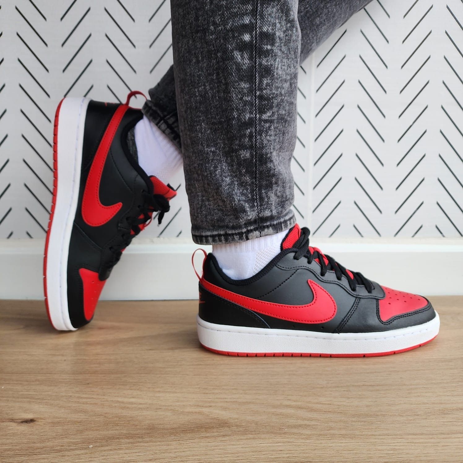 nike court borough low 2 36.5