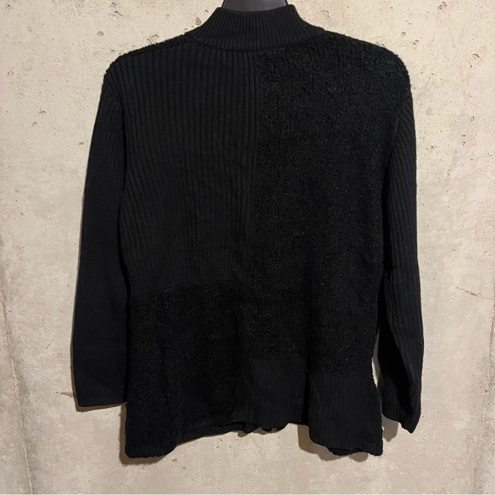 Chicos Chicos Design Sz 3 Black Zip Up Cardigan Size XS / US 0-2 / IT 36-38 - 5 Thumbnail