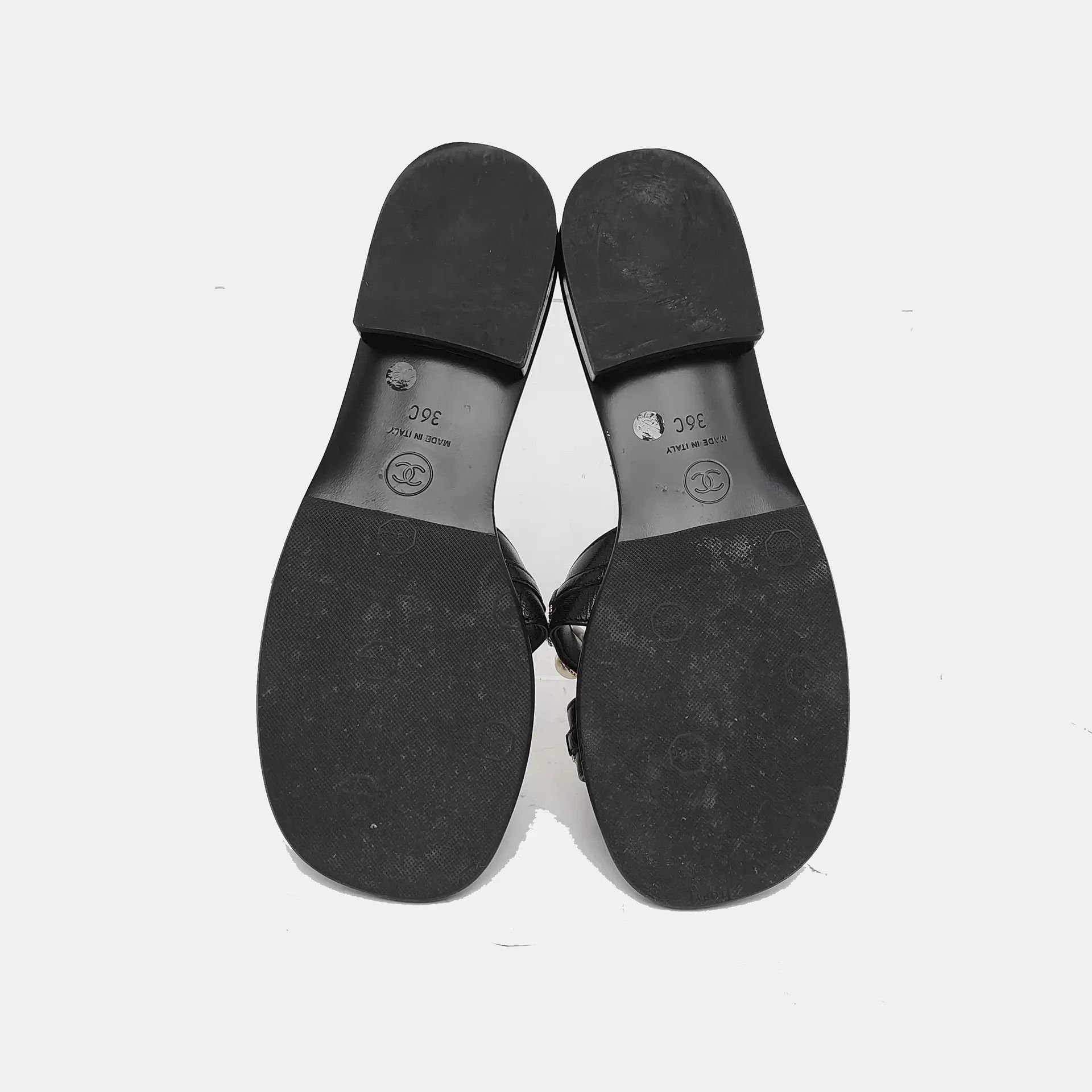 Chanel Chanel Pearl Slippers 36 Authentic Size US 5.5 / IT 35.5 - 2 Thumbnail