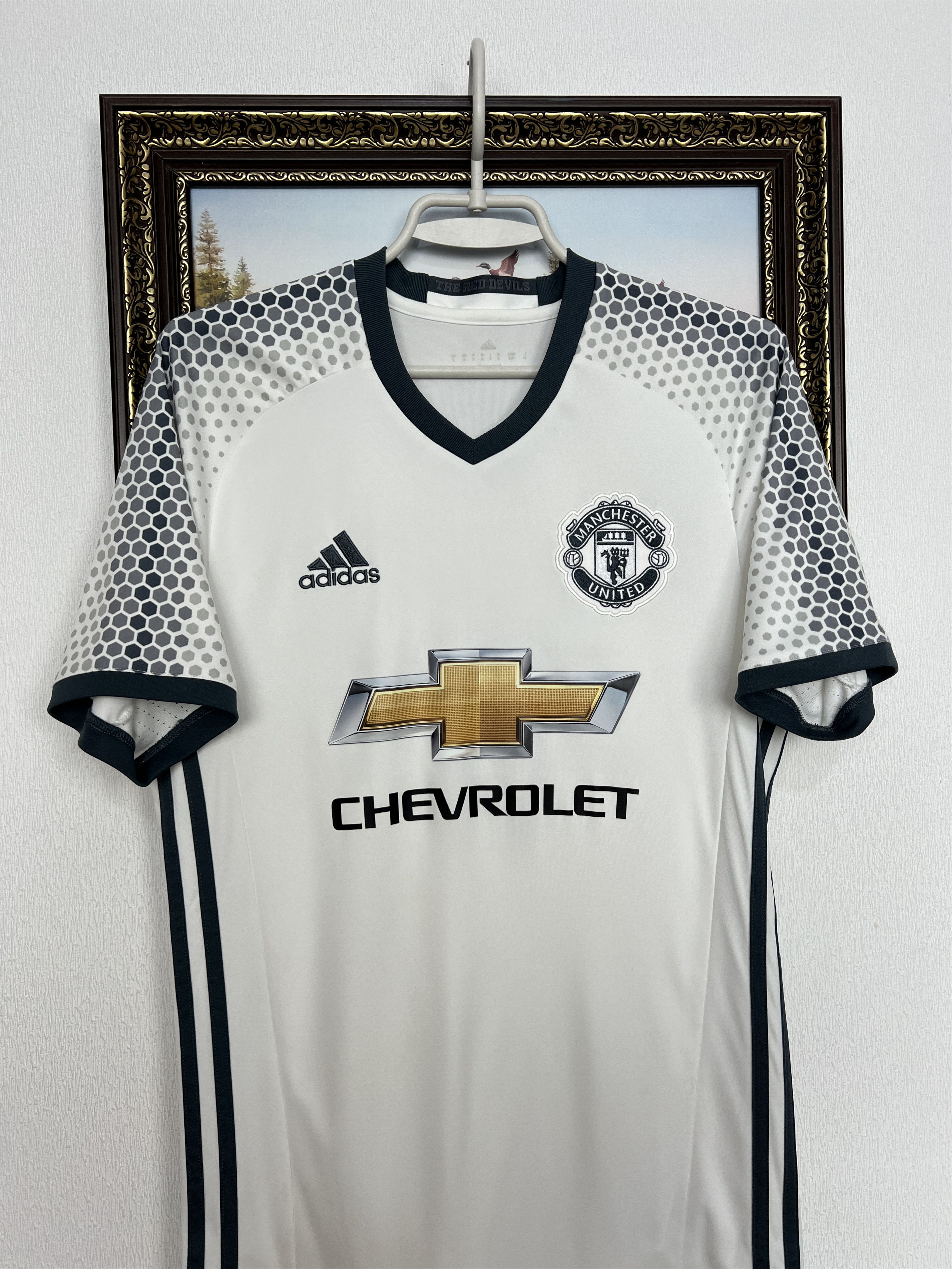 Adidas Manchester United football shirt #6 Pogba Jersey Trikot Size US S / EU 44-46 / 1 - 2 Thumbnail