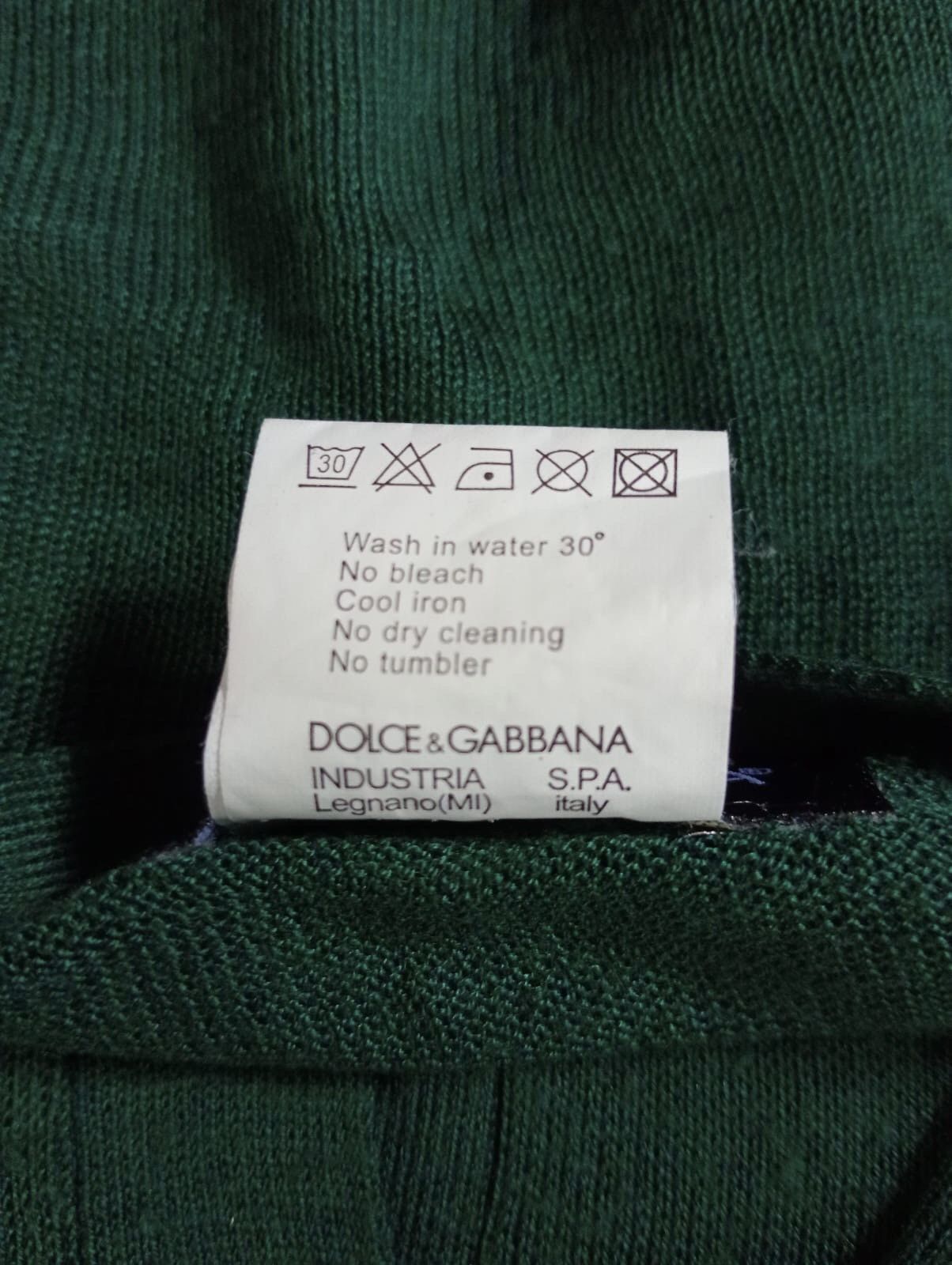 Dolce & Gabbana Dolce & Gabbana Knit Crop Bottoned Size S / US 4 / IT 40 - 8 Thumbnail