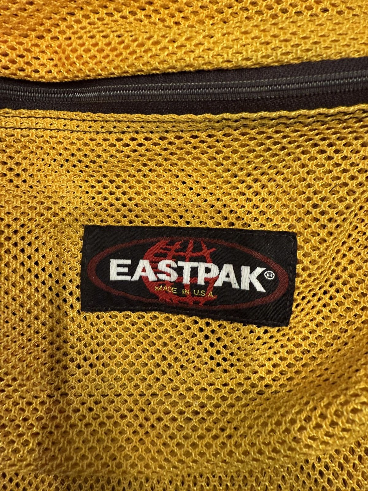Eastpak ***FINAL DROP***RARE 00s EASTPAK USA MESH BACKPACK O/S Size ONE SIZE - 3 Thumbnail