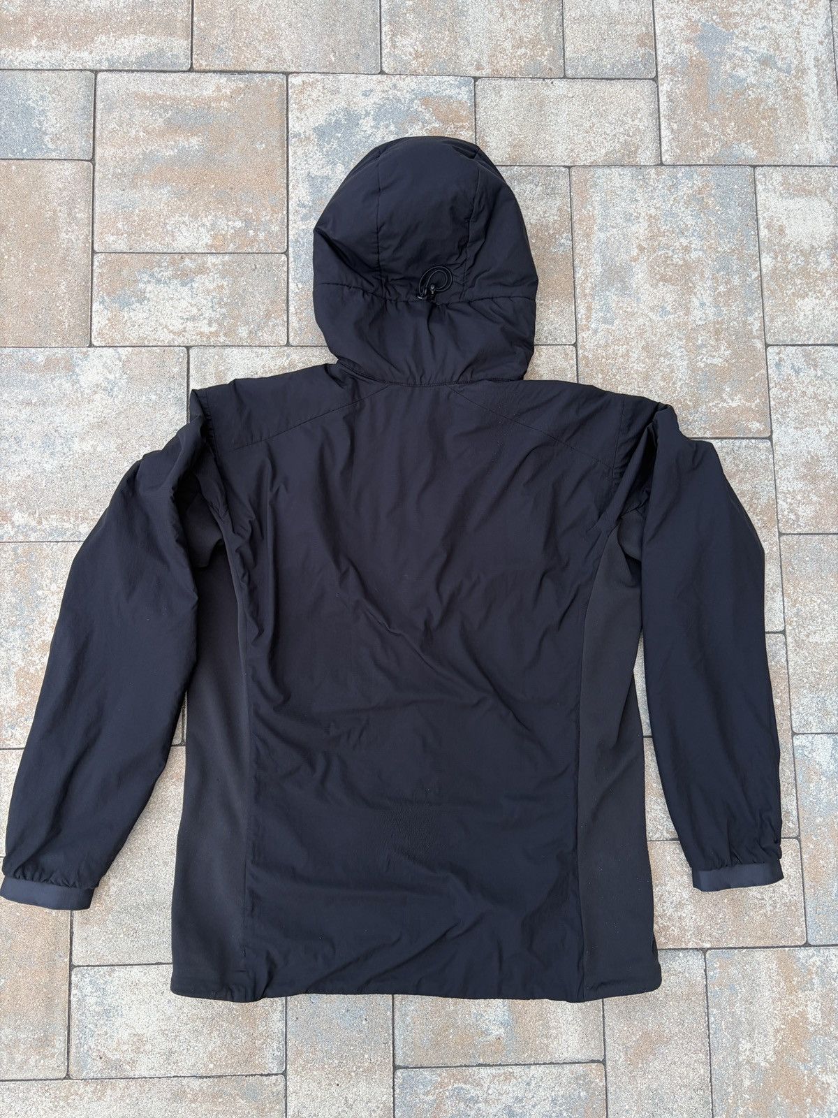 Arc'teryx Arc’teryx Atom LT ‘Black’ Size US M / EU 48-50 / 2 - 20 Thumbnail